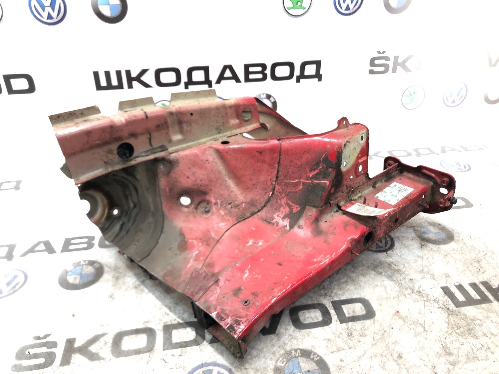 лонжерон, 8000 рублей, Москва