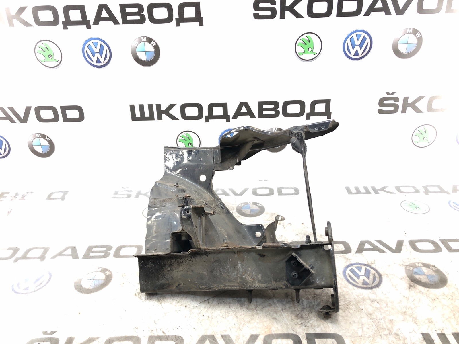 лонжерон, 6500 рублей, Москва