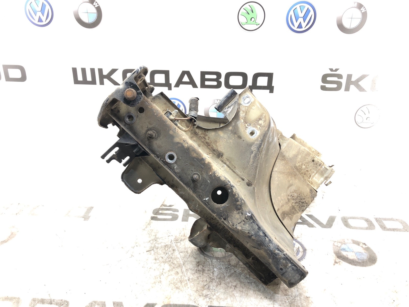 лонжерон, 6500 рублей, Москва