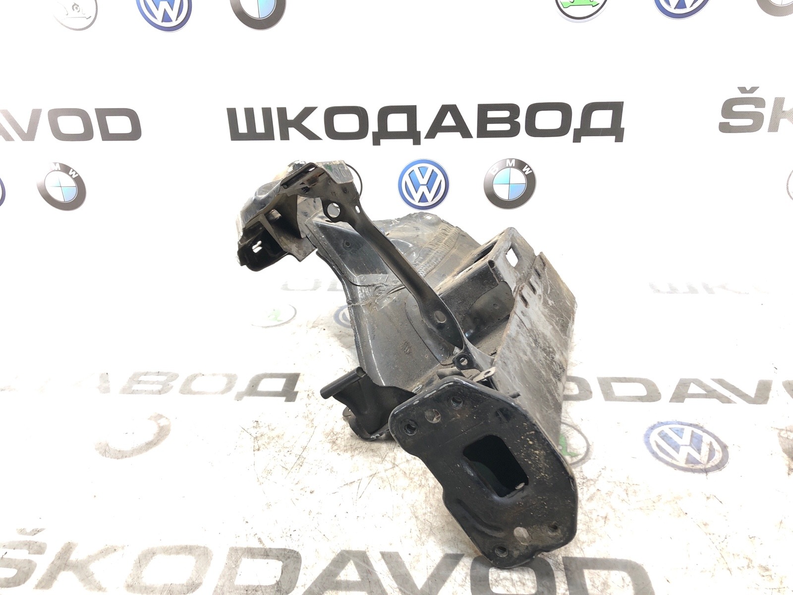 лонжерон, 8000 рублей, Москва