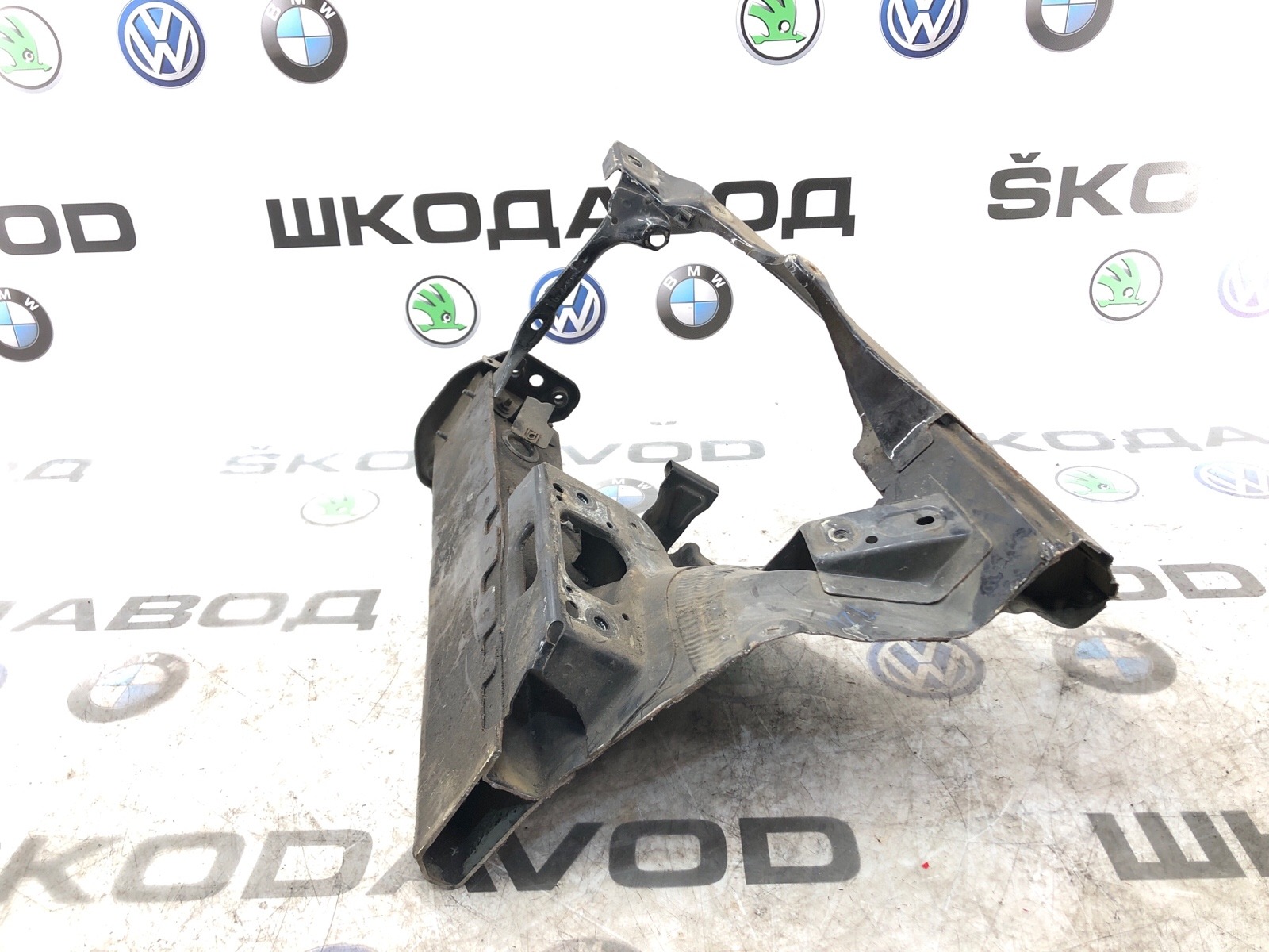 лонжерон, 8000 рублей, Москва