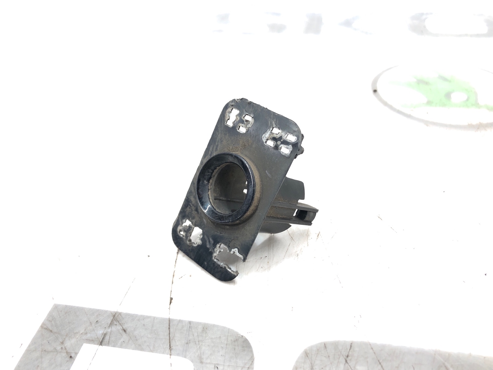 Кронштейн парктроников, 1000 рублей, Москва