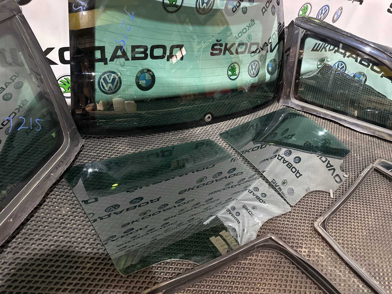 Комплект стекла, 25000 рублей, Москва