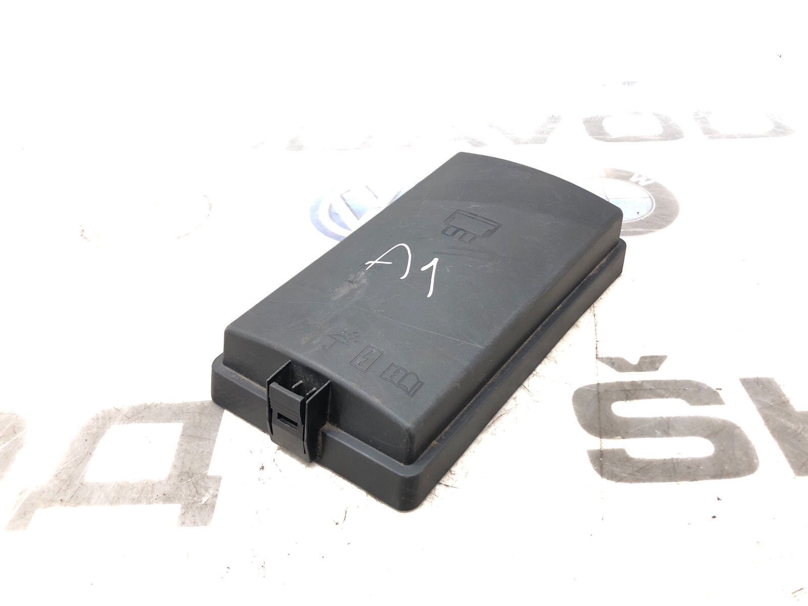 Крышка блока предохранителей, 1500 рублей, Москва