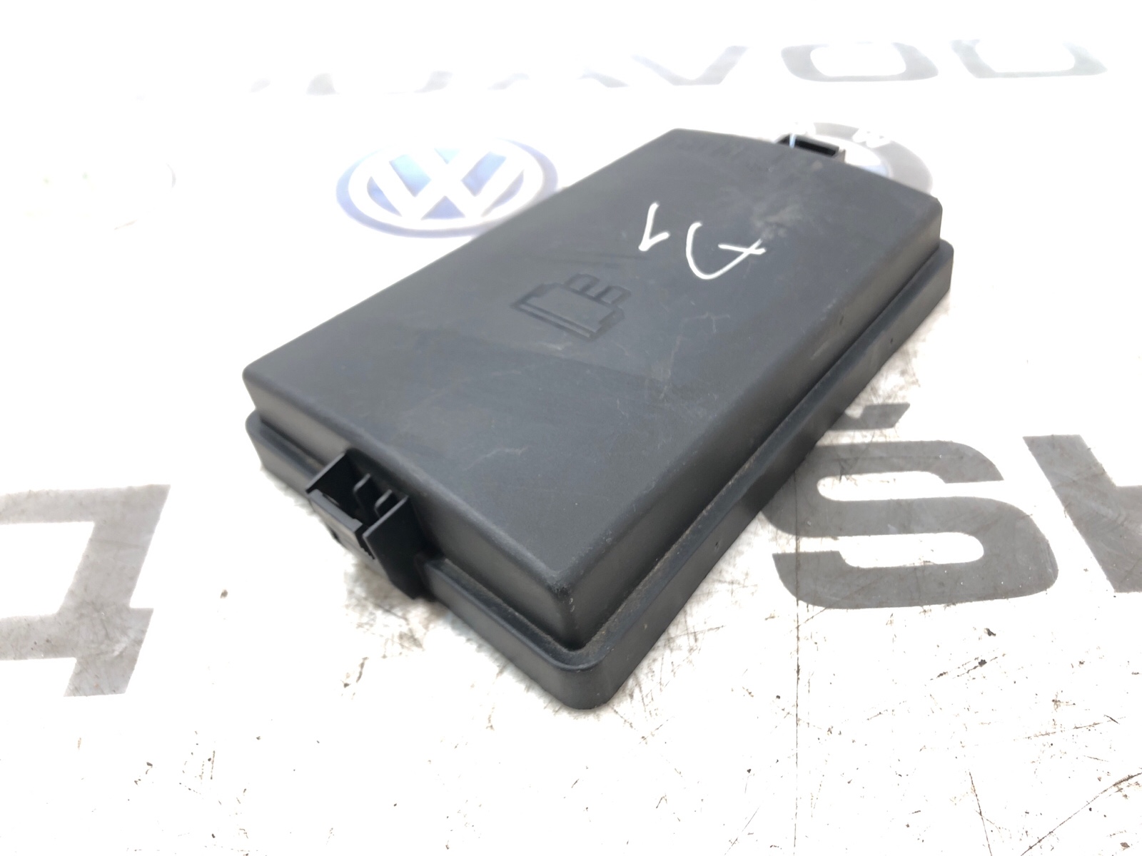 Крышка блока предохранителей, 1500 рублей, Москва