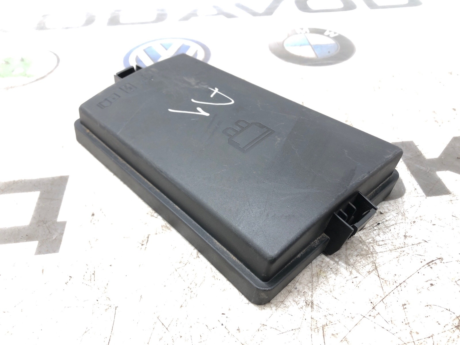 Крышка блока предохранителей, 1500 рублей, Москва