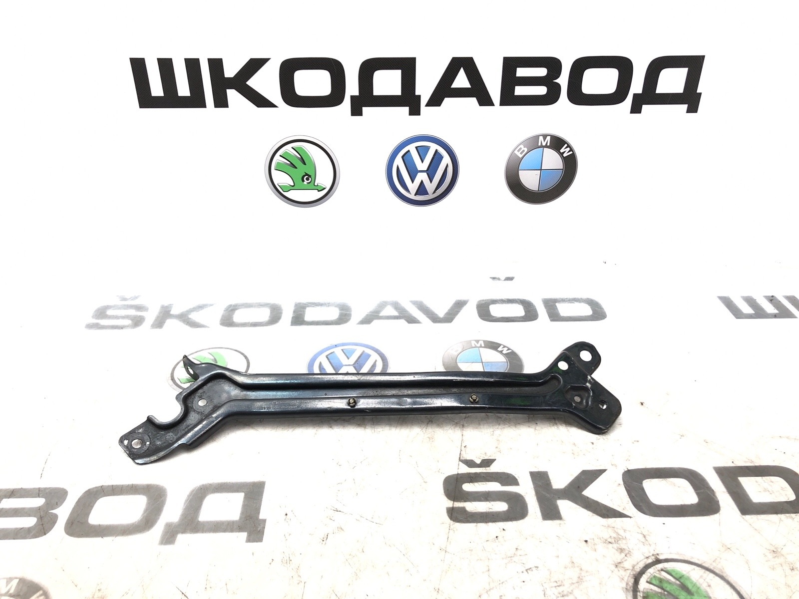 Кронштейн передней панели, 2000 рублей, Москва