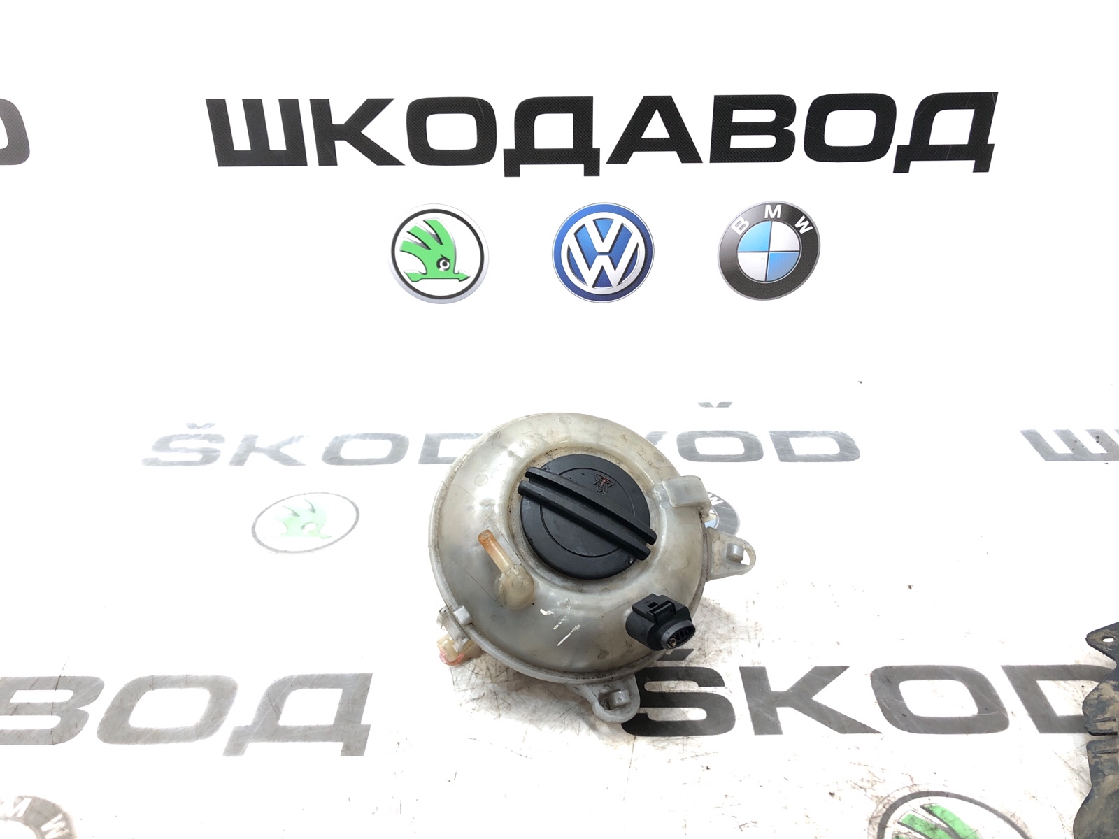 Расширительный бачок, 1000 рублей, Москва