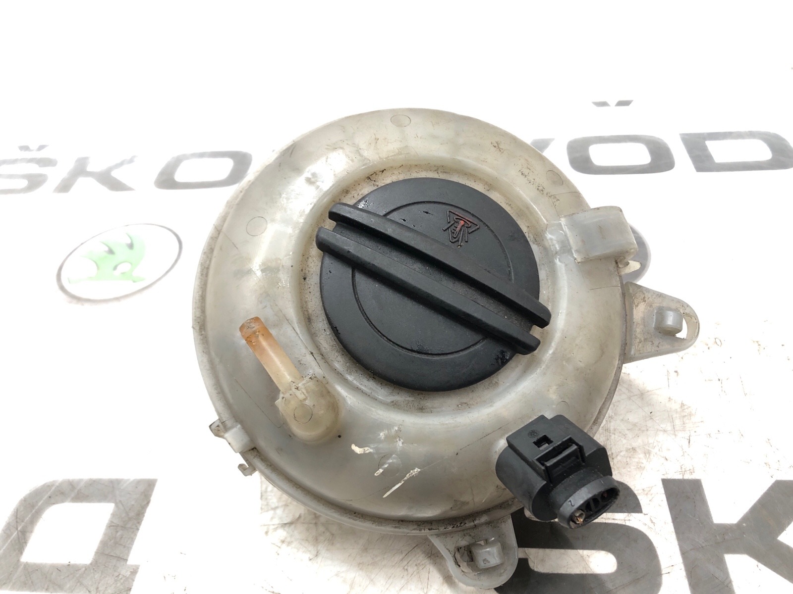 Расширительный бачок, 1000 рублей, Москва