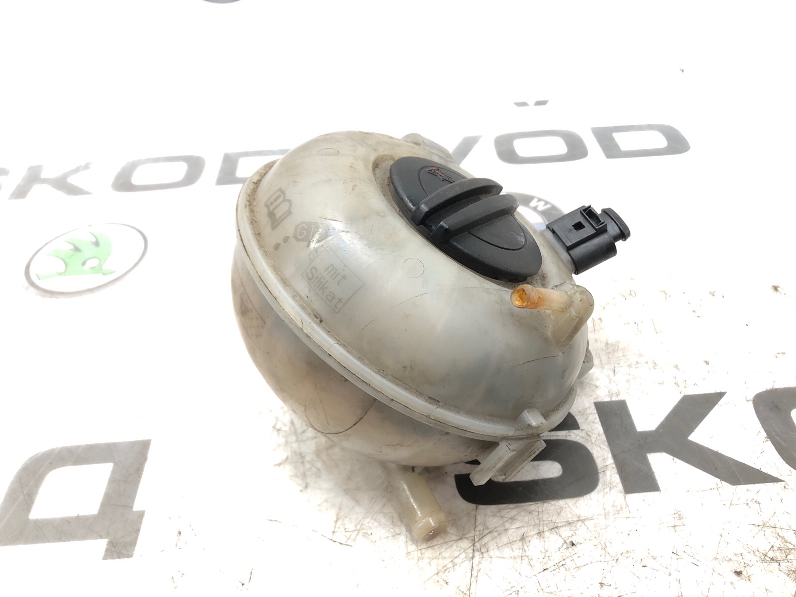 Расширительный бачок, 1000 рублей, Москва