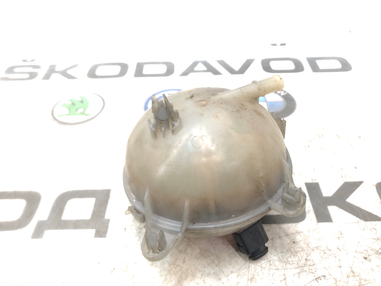 Расширительный бачок, 1000 рублей, Москва