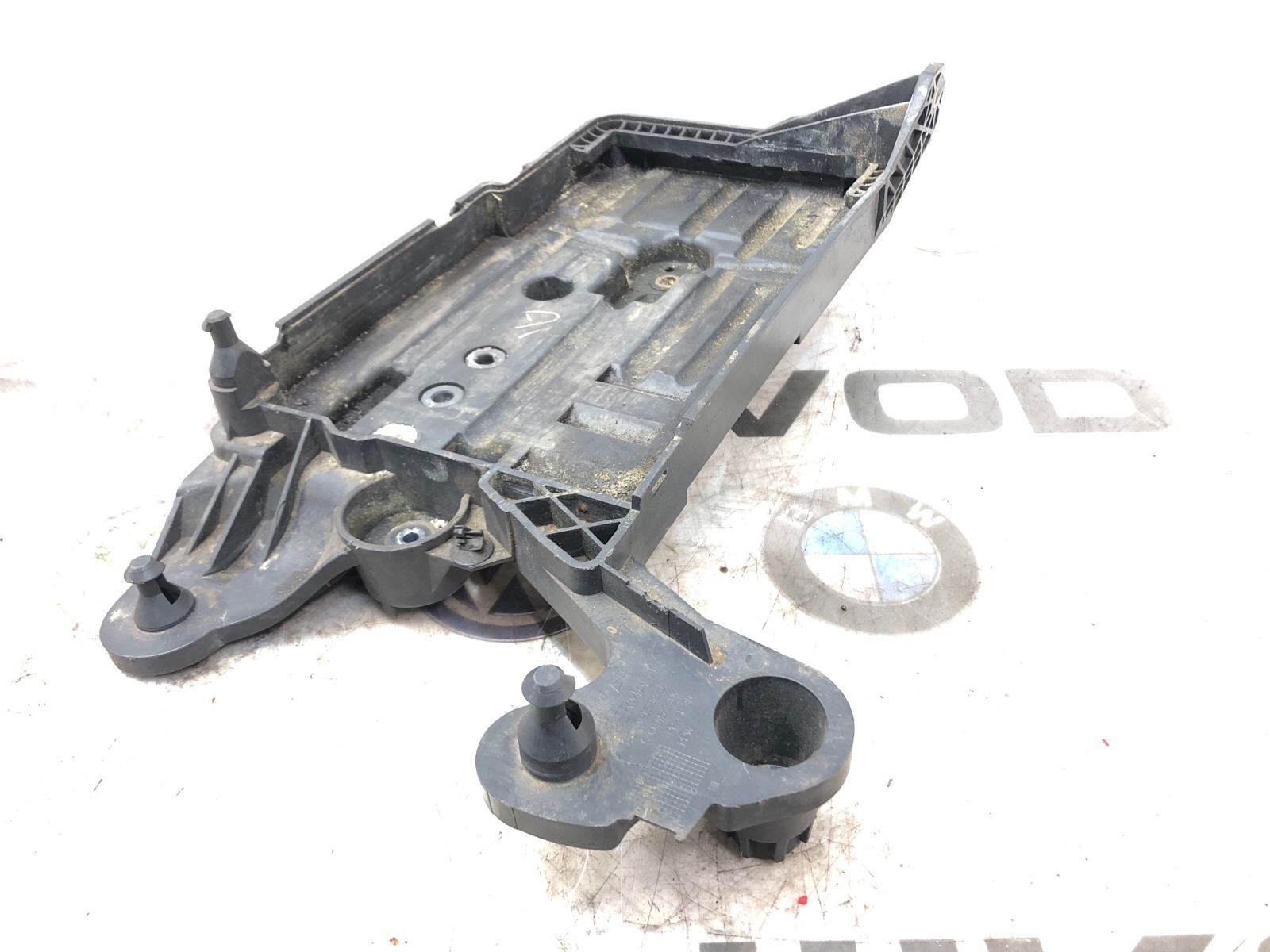 Площадка аккумулятора (АКБ), 1000 рублей, Москва