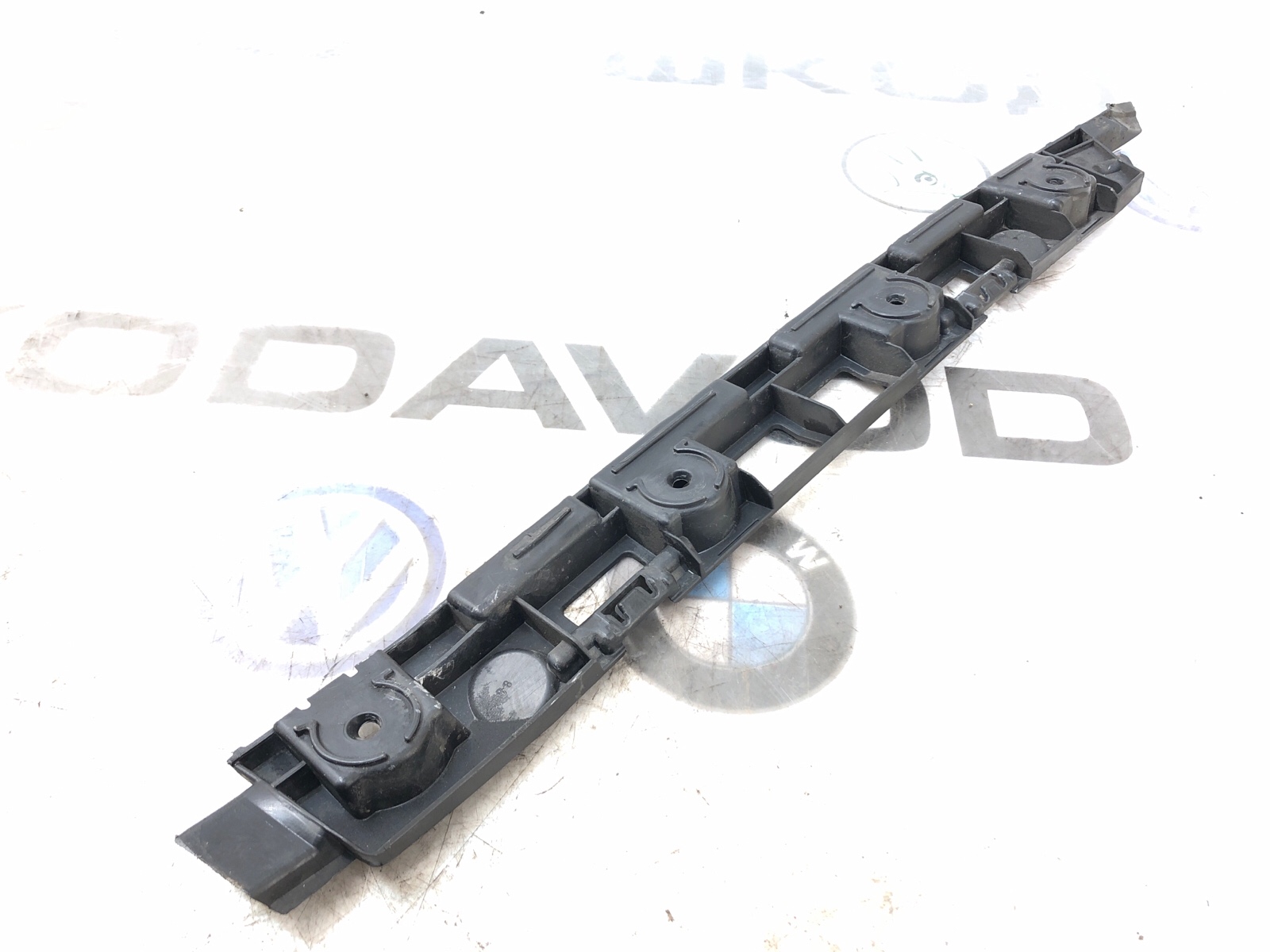 Направляющая бампера, 5000 рублей, Москва