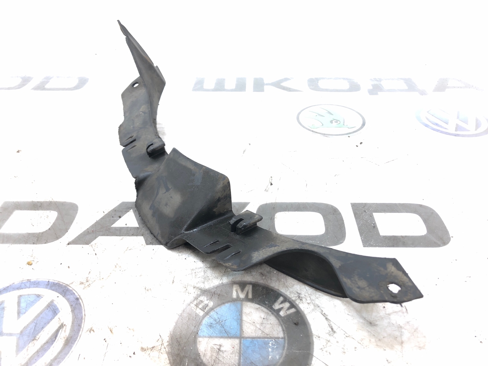 Спойлер подкрылка, 2000 рублей, Москва