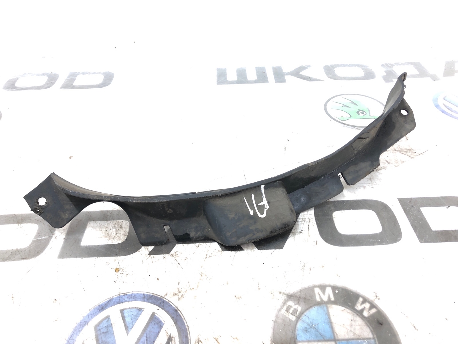 Спойлер подкрылка, 2000 рублей, Москва