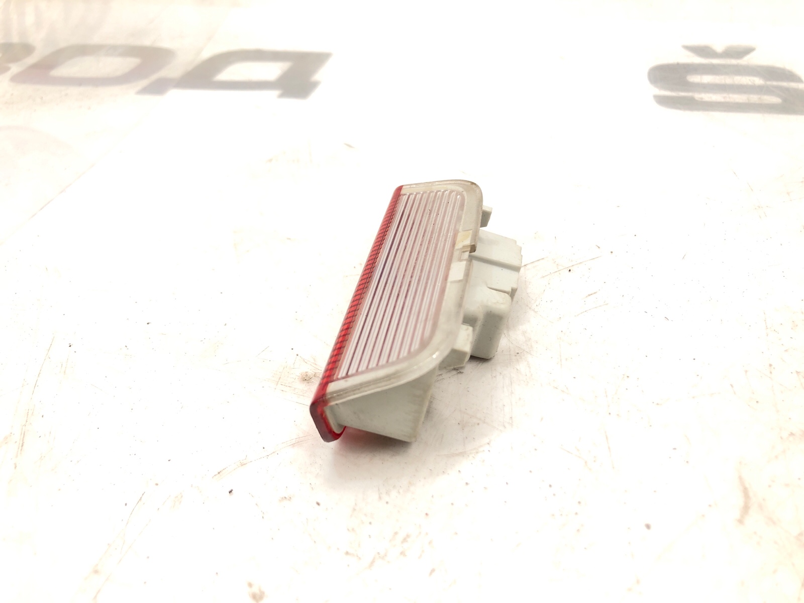 Плафон подсветки карты двери, 1000 рублей, Москва