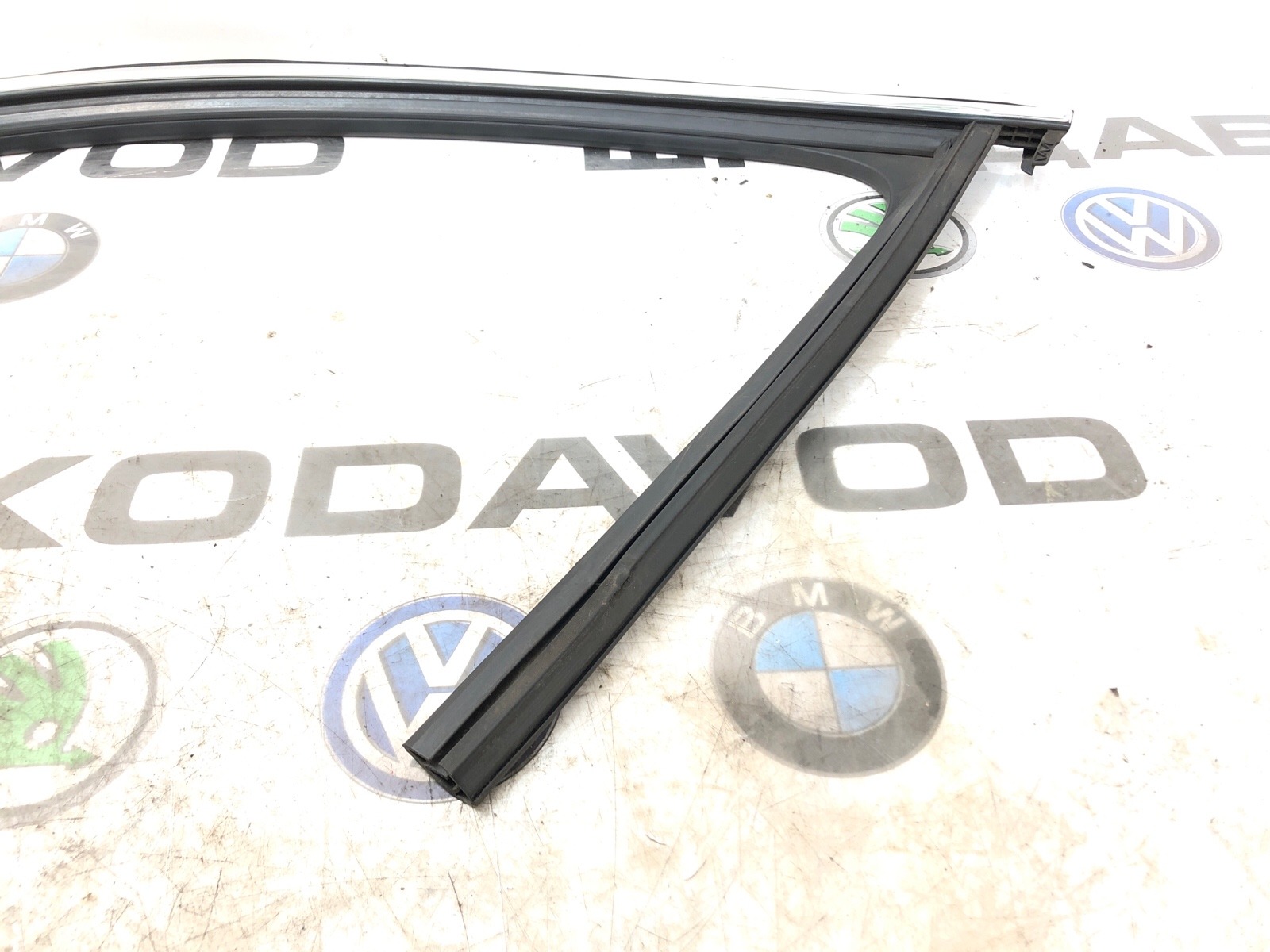 Уплотнитель стекла, 4000 рублей, Москва