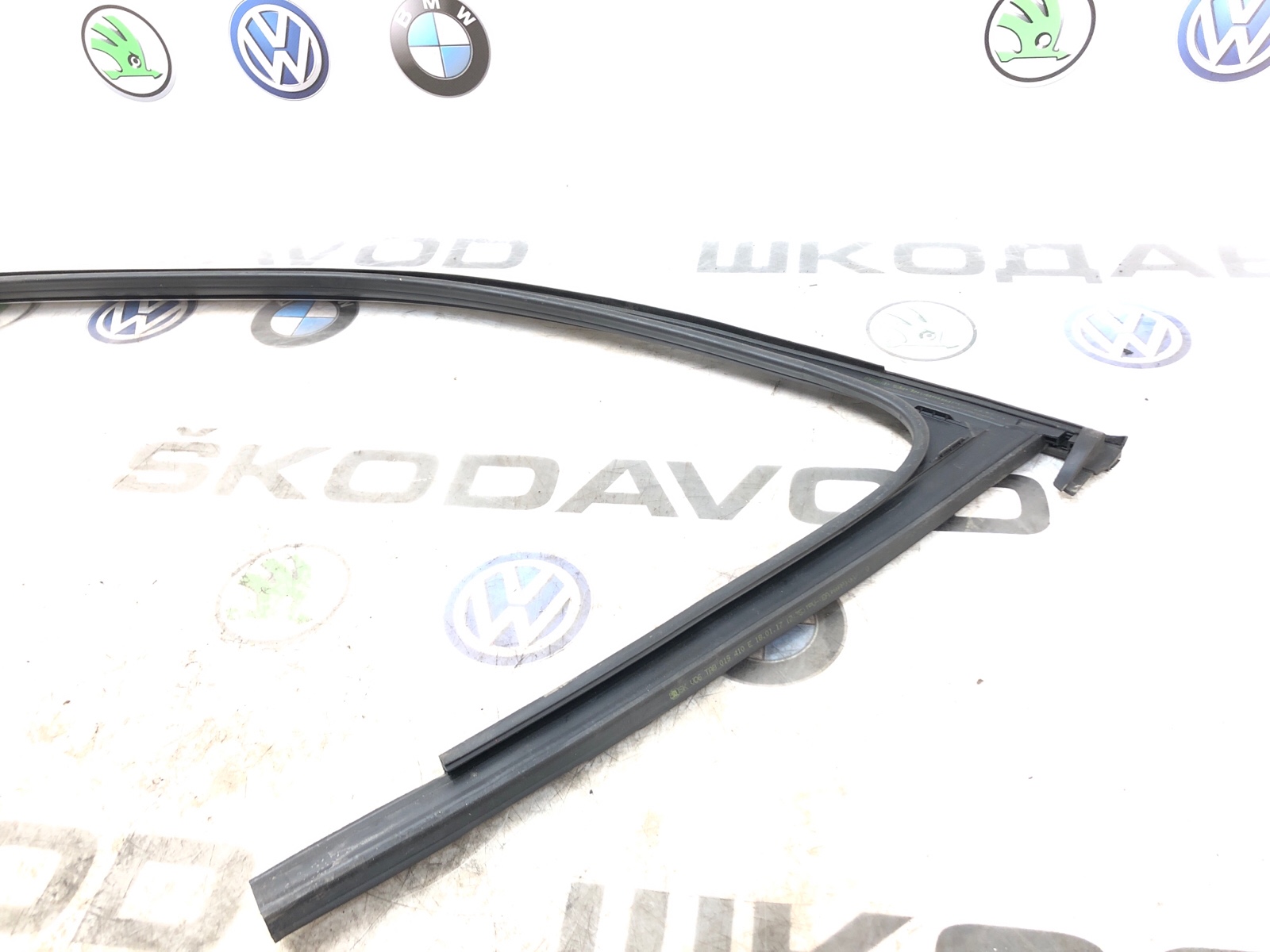 Уплотнитель стекла, 4000 рублей, Москва