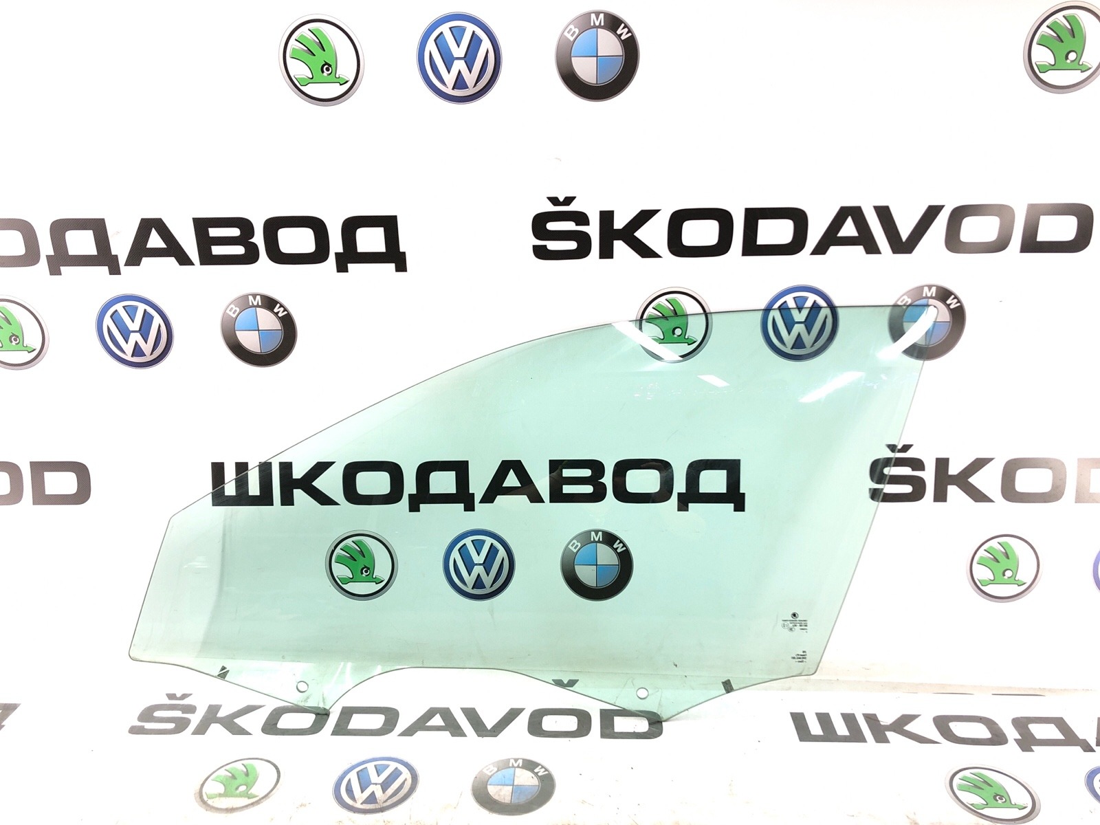 Стекло двери, 10000 рублей, Москва