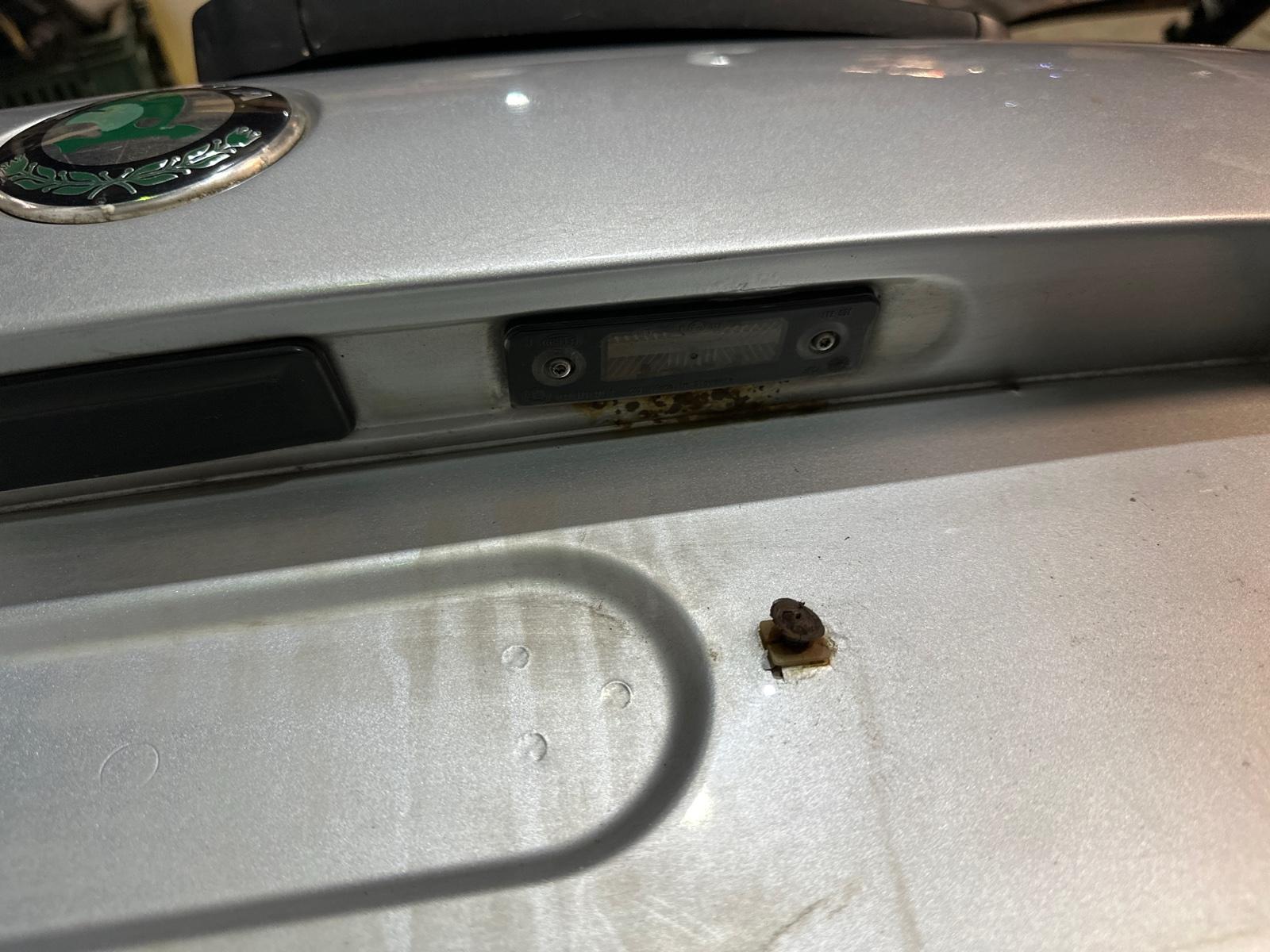 крышка багажника, 25000 рублей, Москва