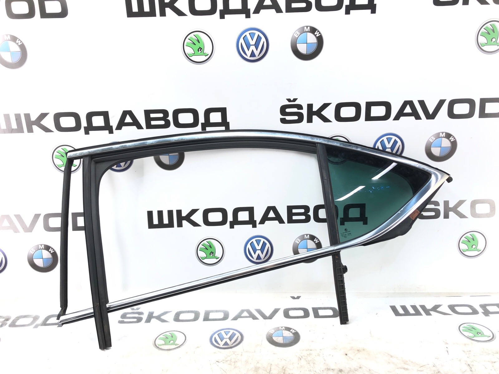 форточка двери, 15000 рублей, Москва