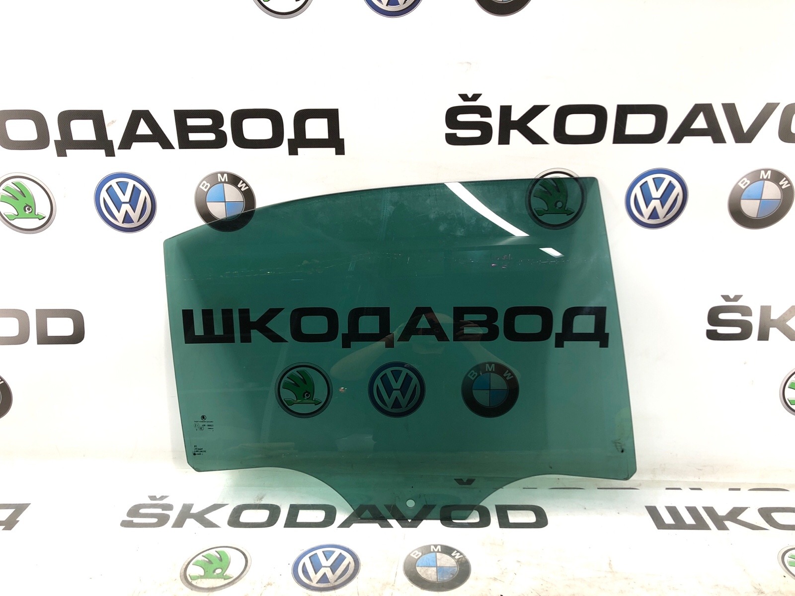 Стекло двери, 9000 рублей, Москва