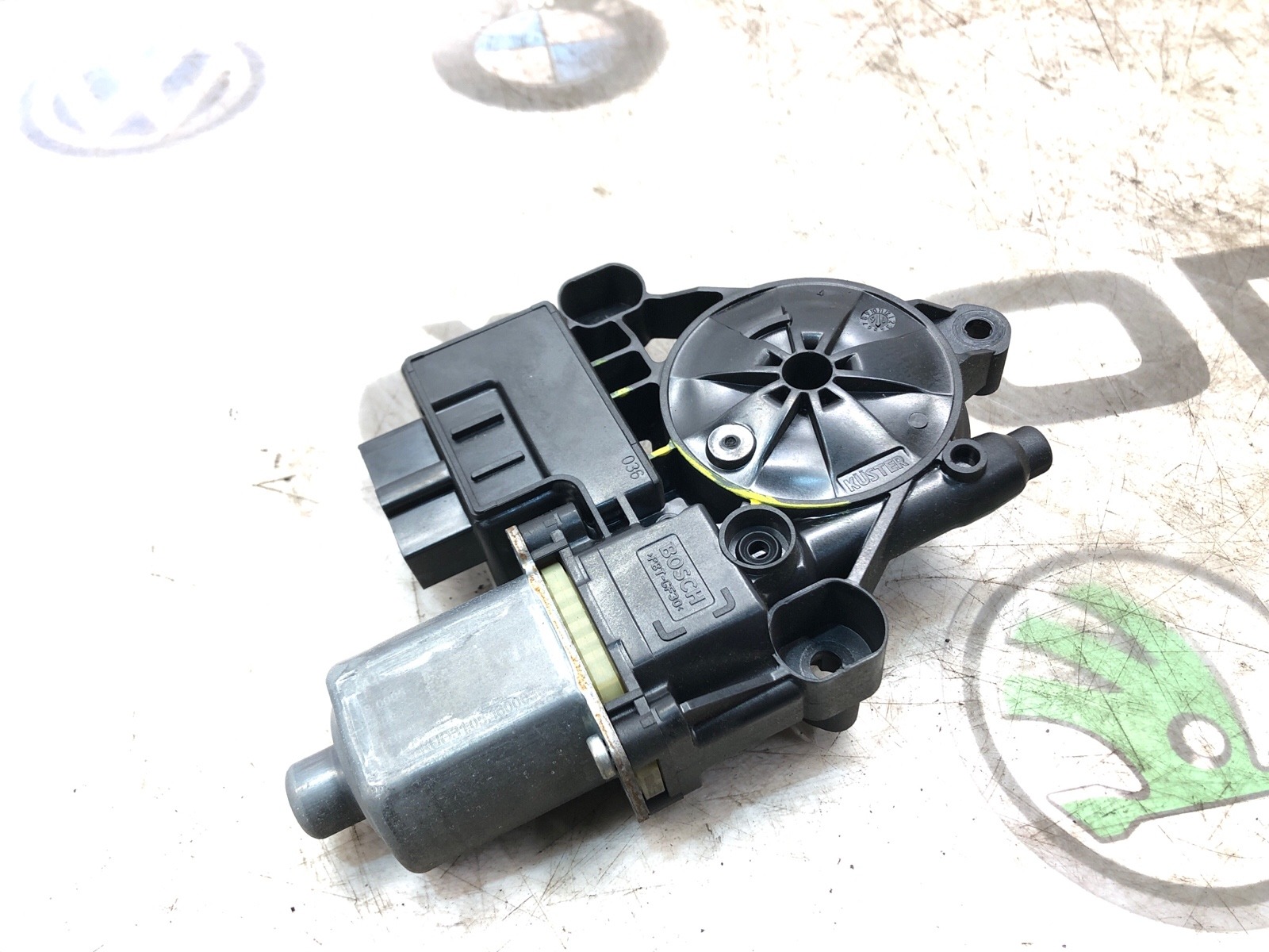 мотор стеклоподъемника, 1000 рублей, Москва