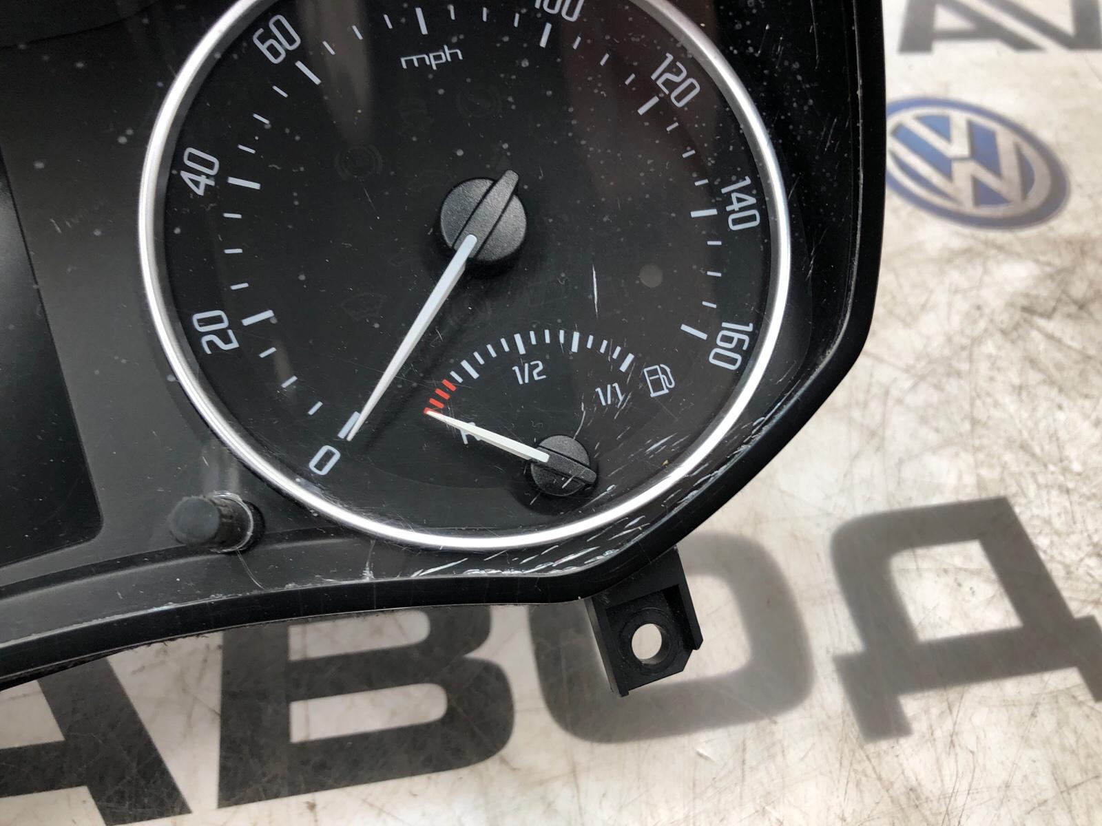 Стекло приборной панели, 2000 рублей, Москва