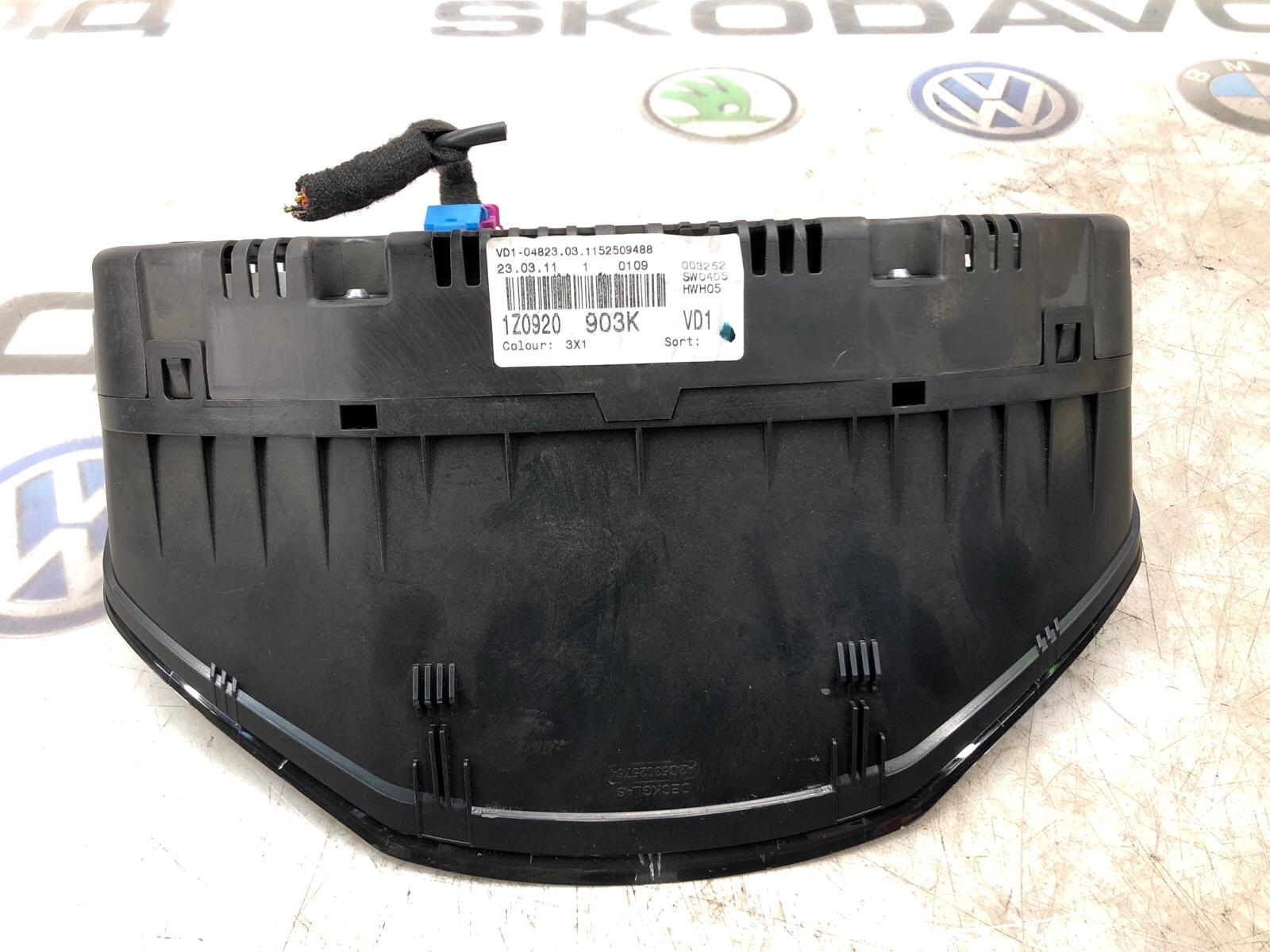 Стекло приборной панели, 2000 рублей, Москва