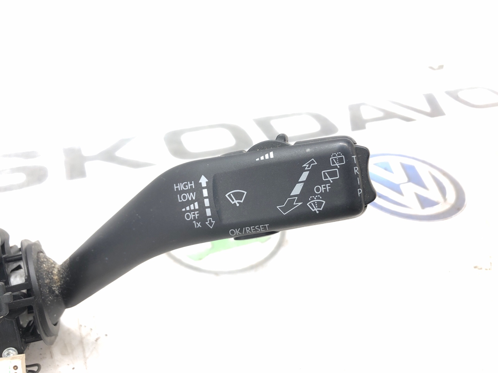 Подрулевой переключатель, 2000 рублей, Москва