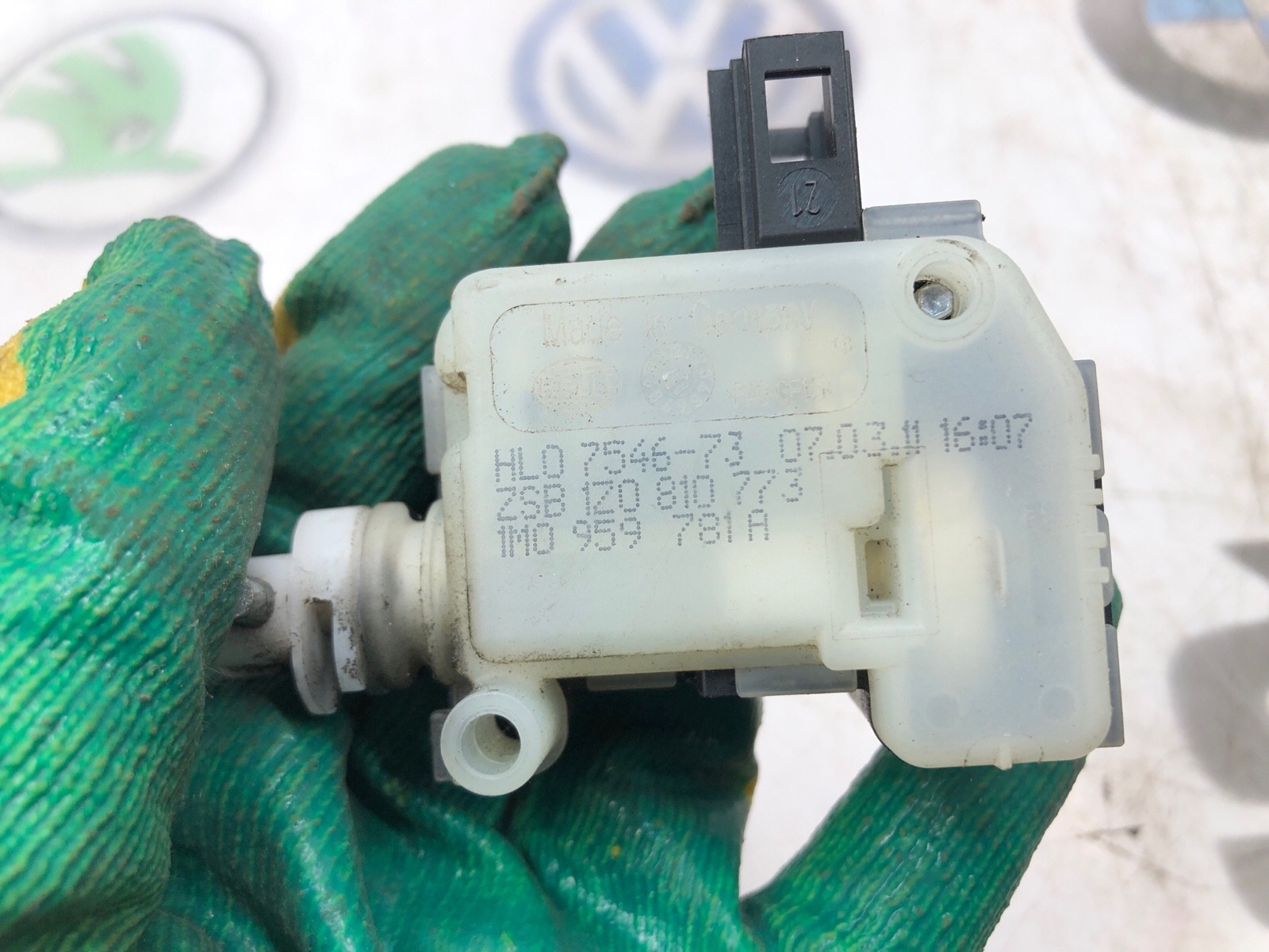 Активатор лючка бензобака, 500 рублей, Москва