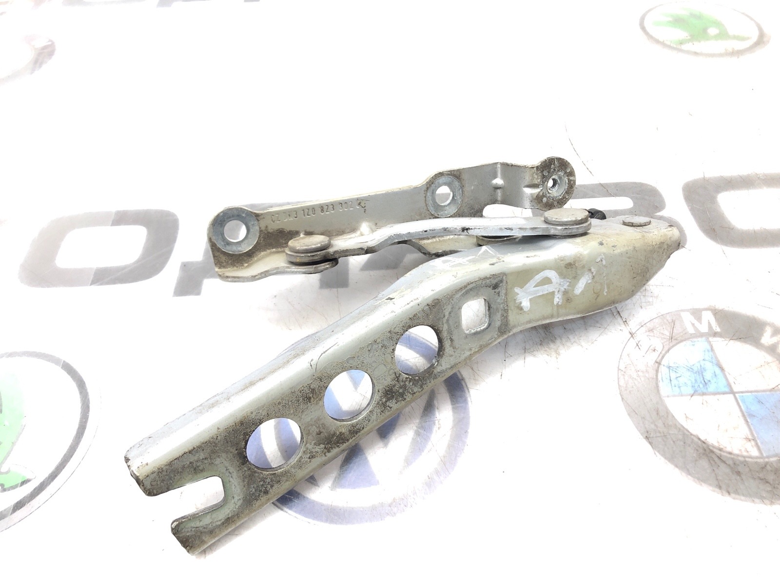 петля капота, 500 рублей, Москва