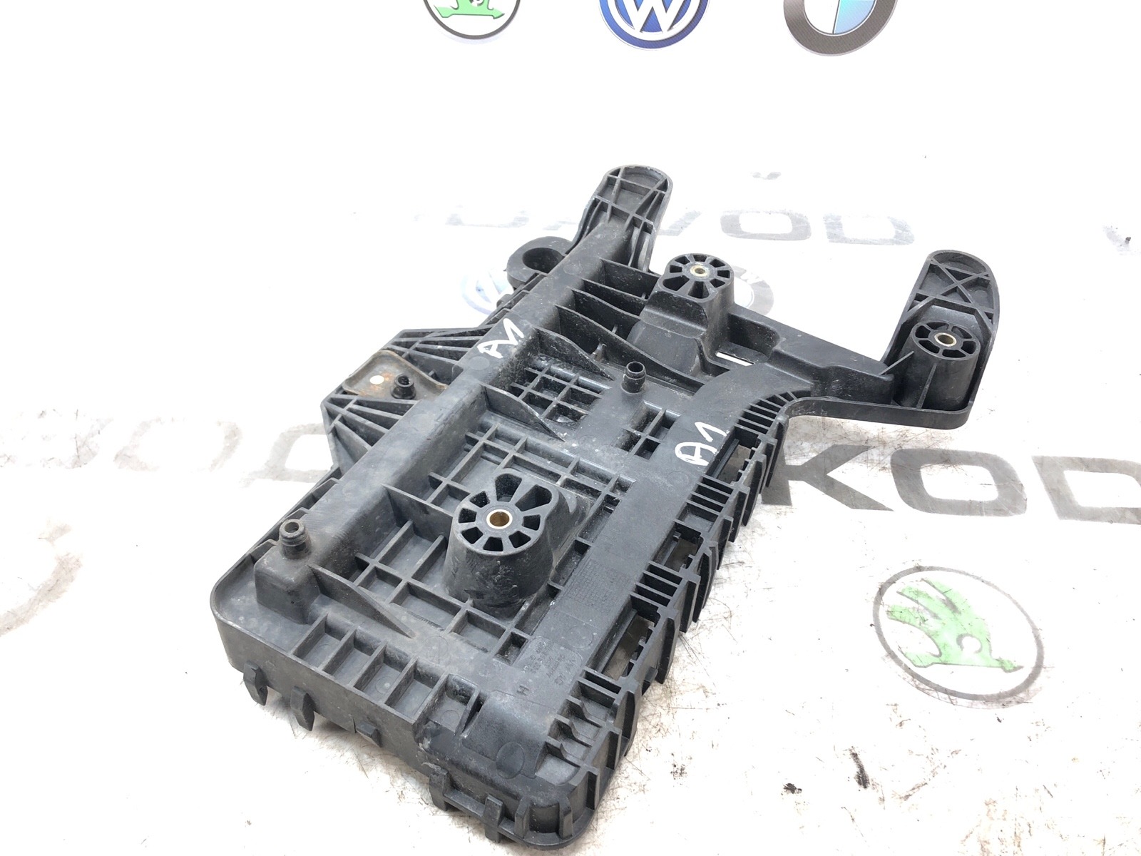 Площадка аккумулятора (АКБ), 1500 рублей, Москва