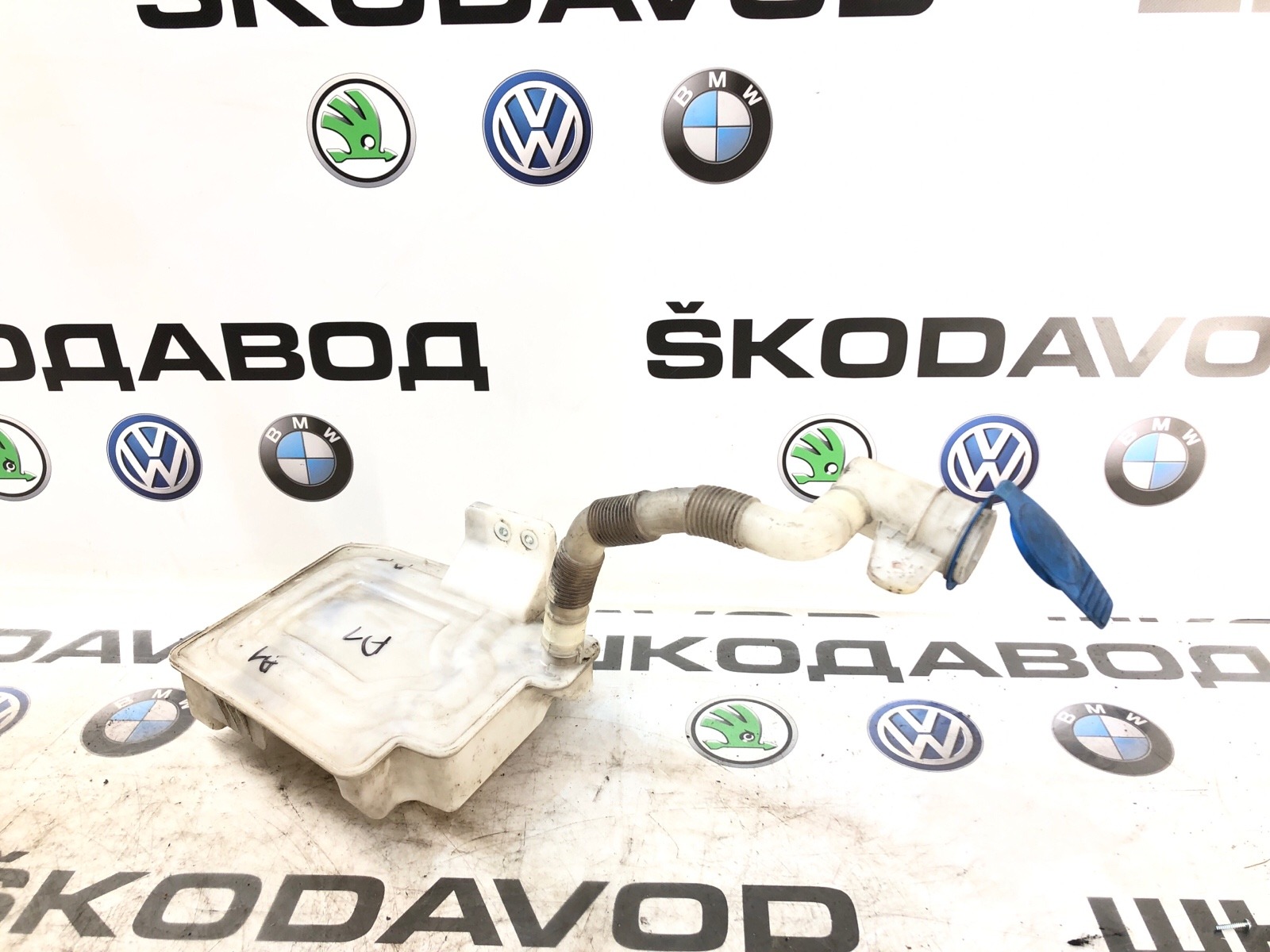 бачок омывателя, 1500 рублей, Москва