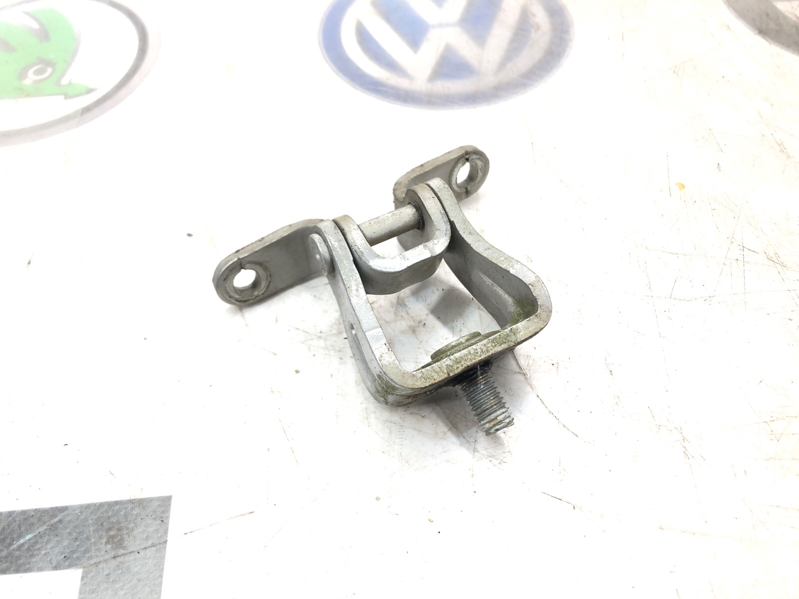 Петля крышки багажника, 500 рублей, Москва