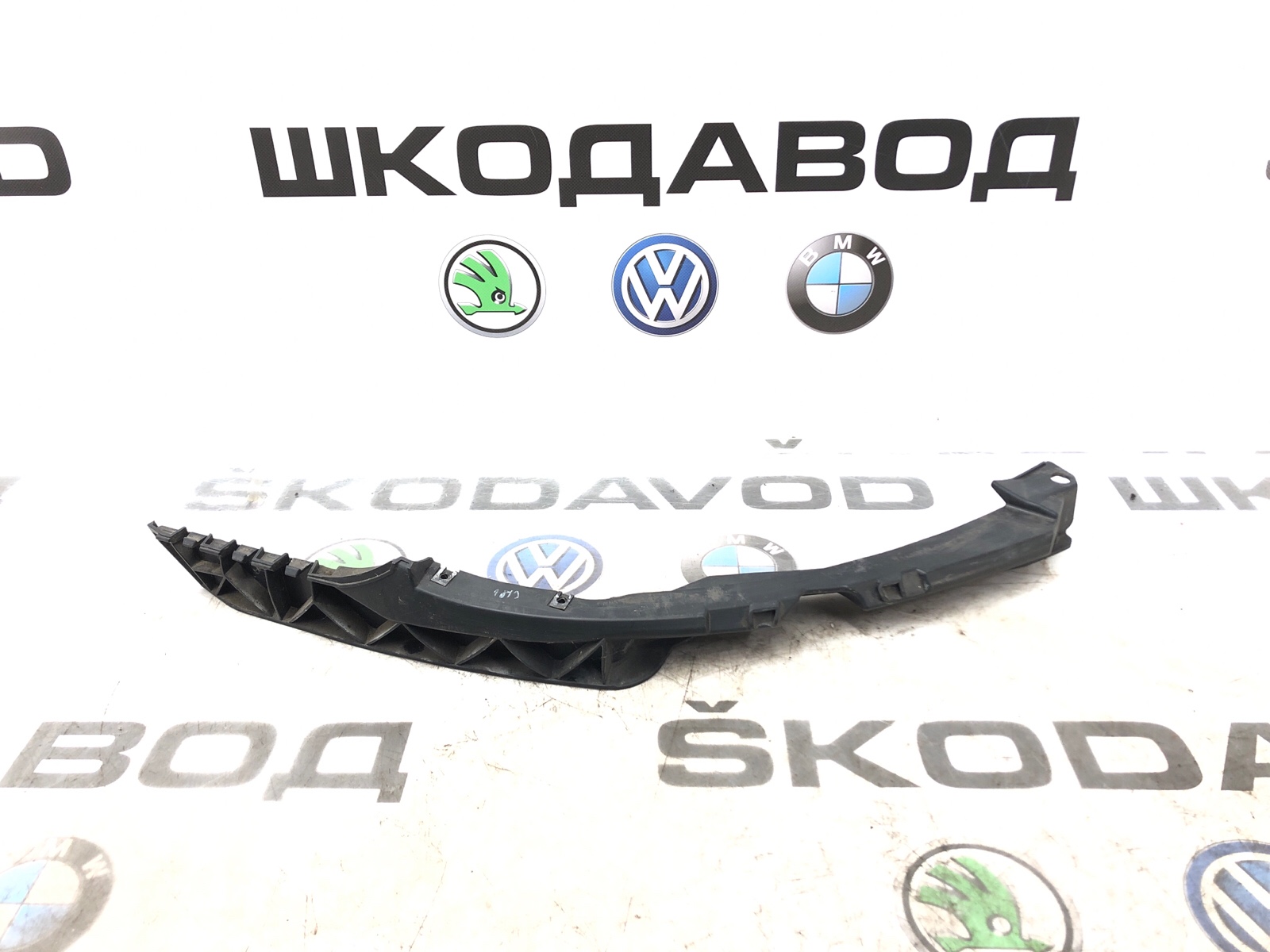 Направляющая бампера, 1600 рублей, Москва