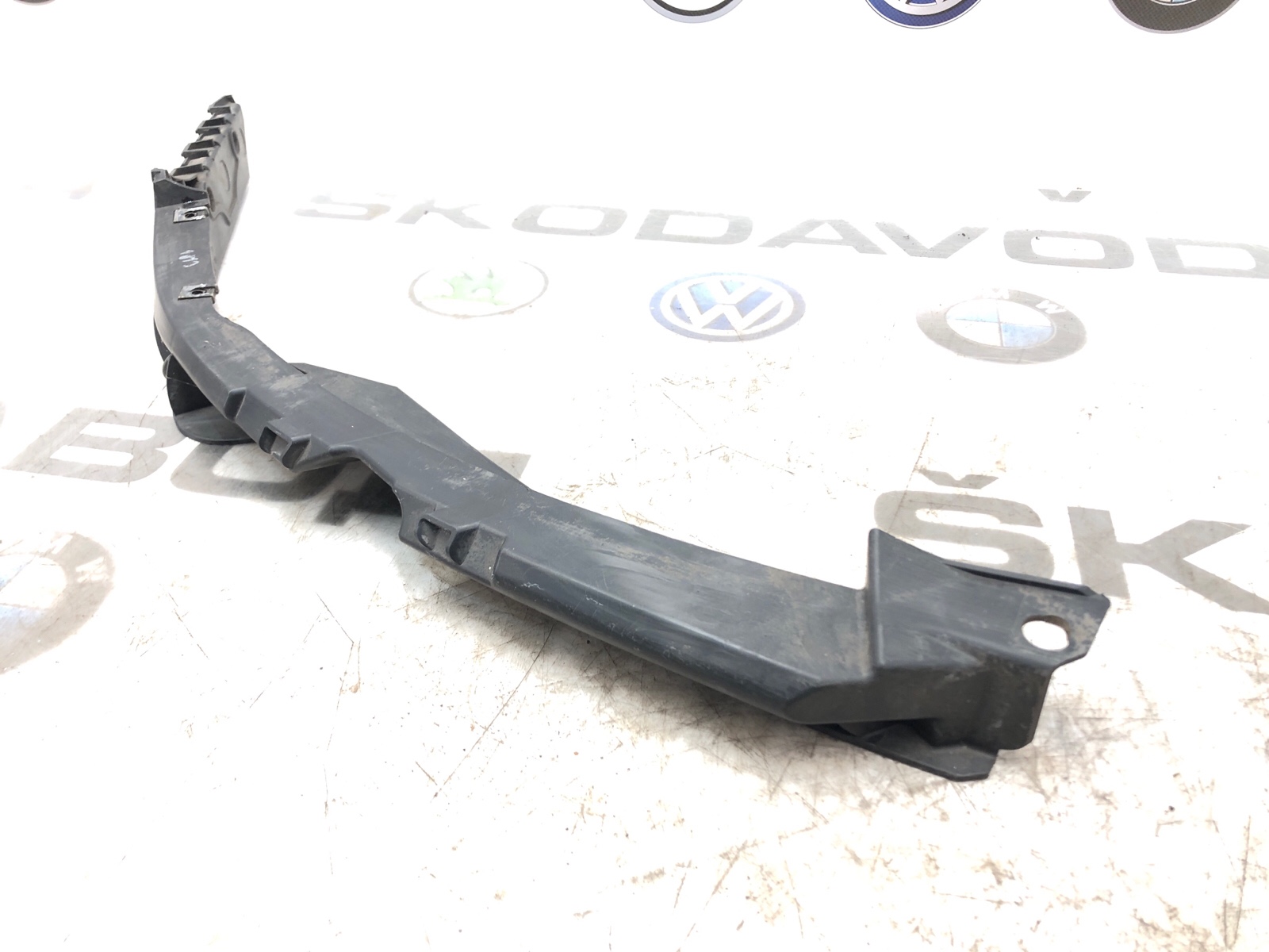 Направляющая бампера, 1600 рублей, Москва