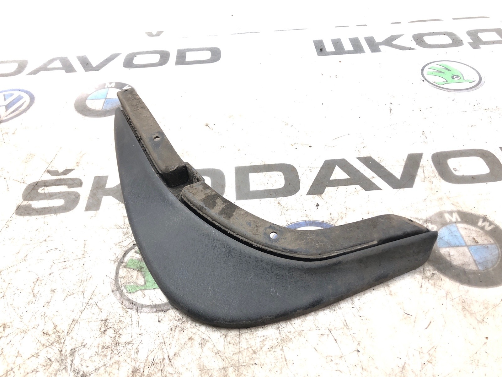 брызговик, 1000 рублей, Москва