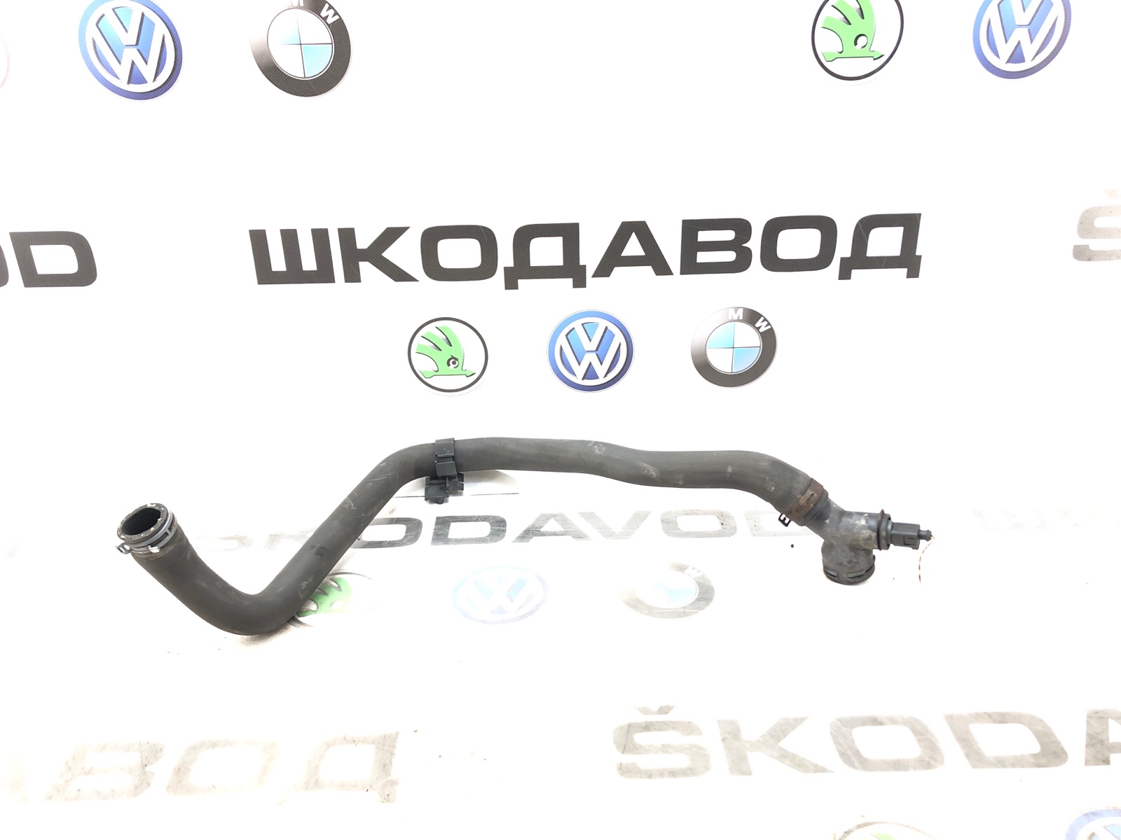 Патрубок радиатора нижний, 2000 рублей, Москва