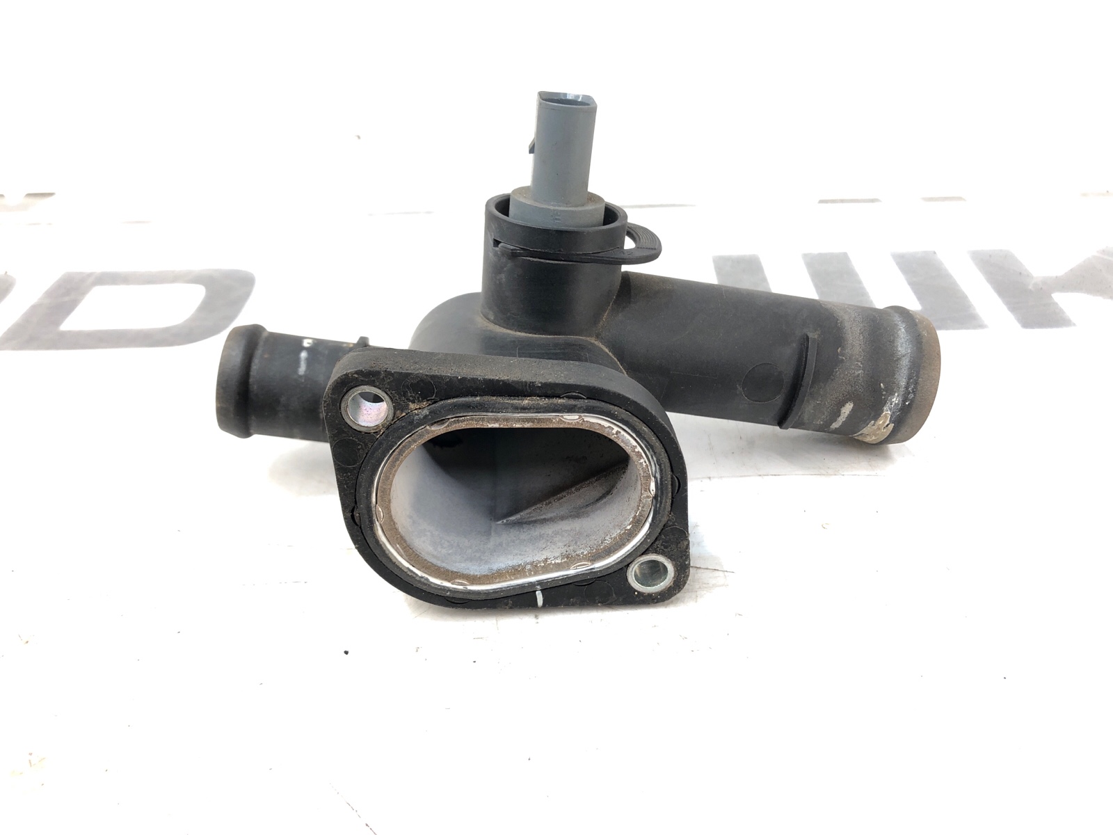 Фланец системы охлаждения, 1000 рублей, Москва