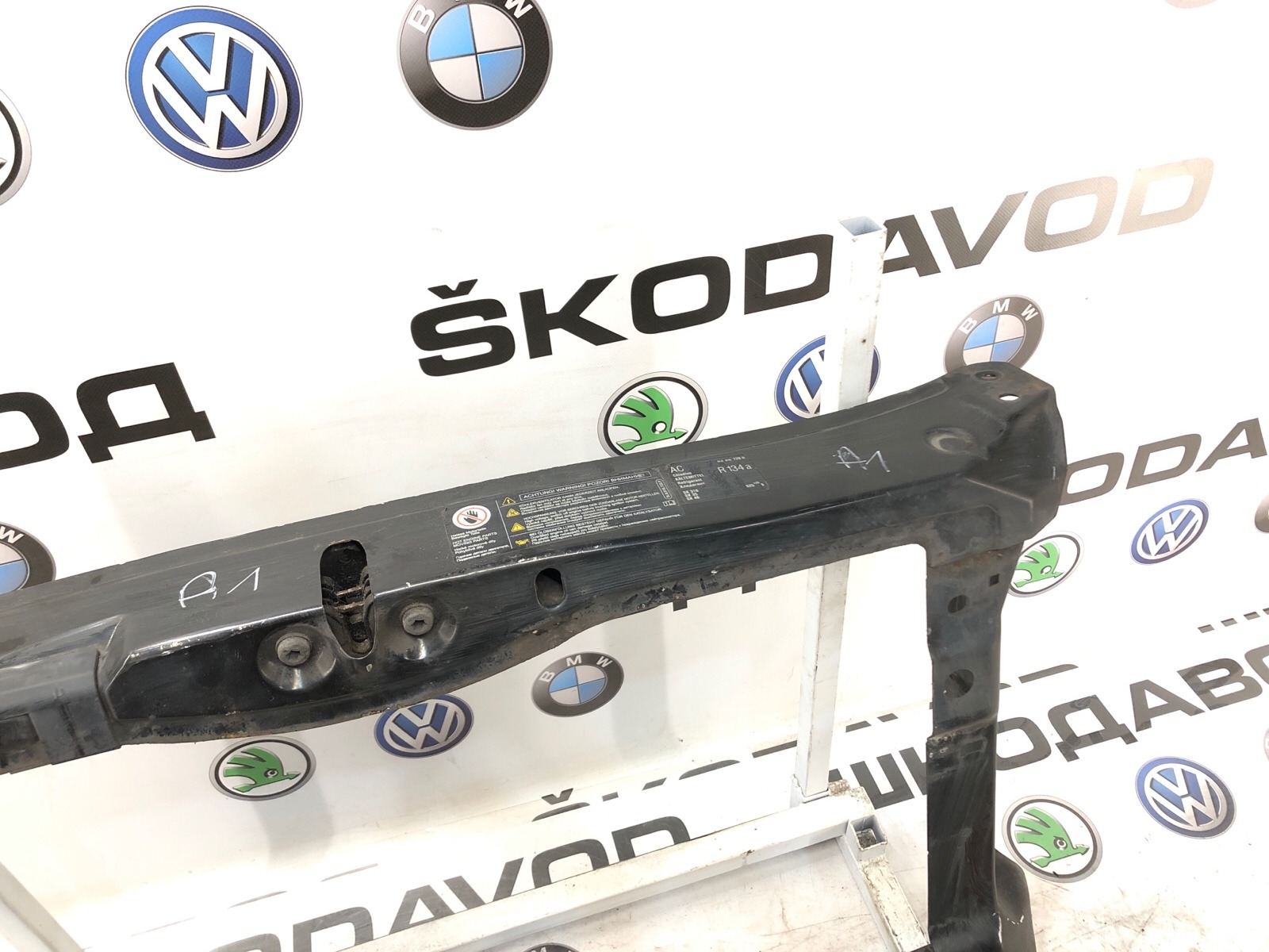 Телевизор Рамка радиатора, 15000 рублей, Москва