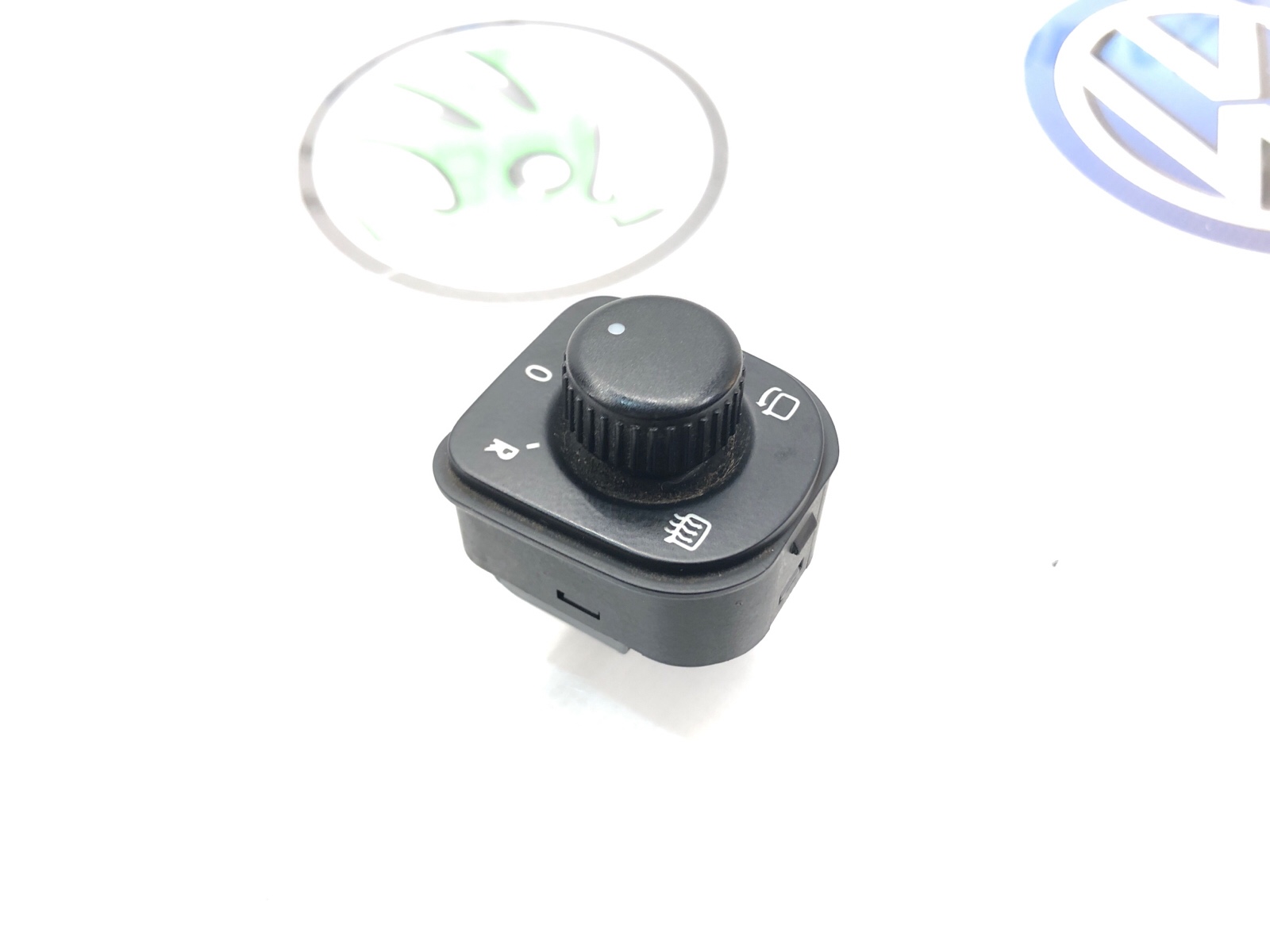 кнопка регулировки зеркал, 1500 рублей, Москва