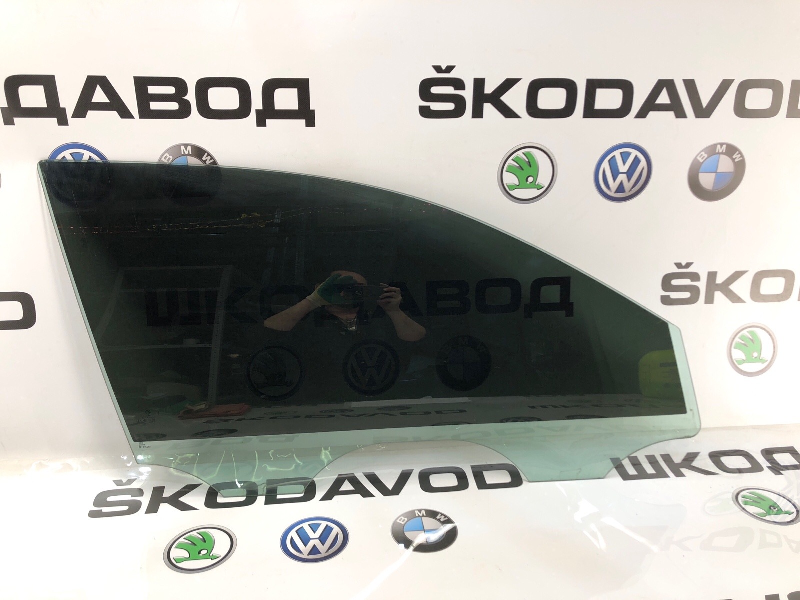 Стекло двери, 5000 рублей, Москва