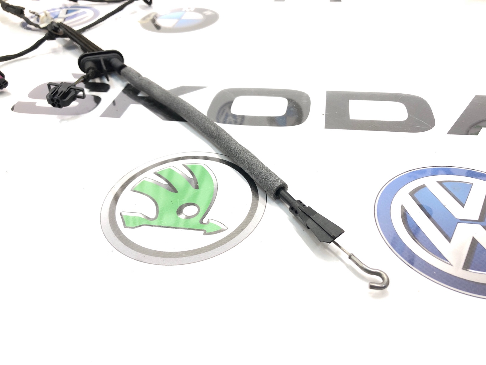 Трос замка двери, 3000 рублей, Москва