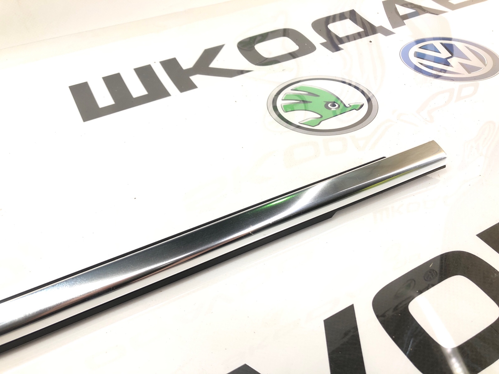 молдинг стекла, 2500 рублей, Москва