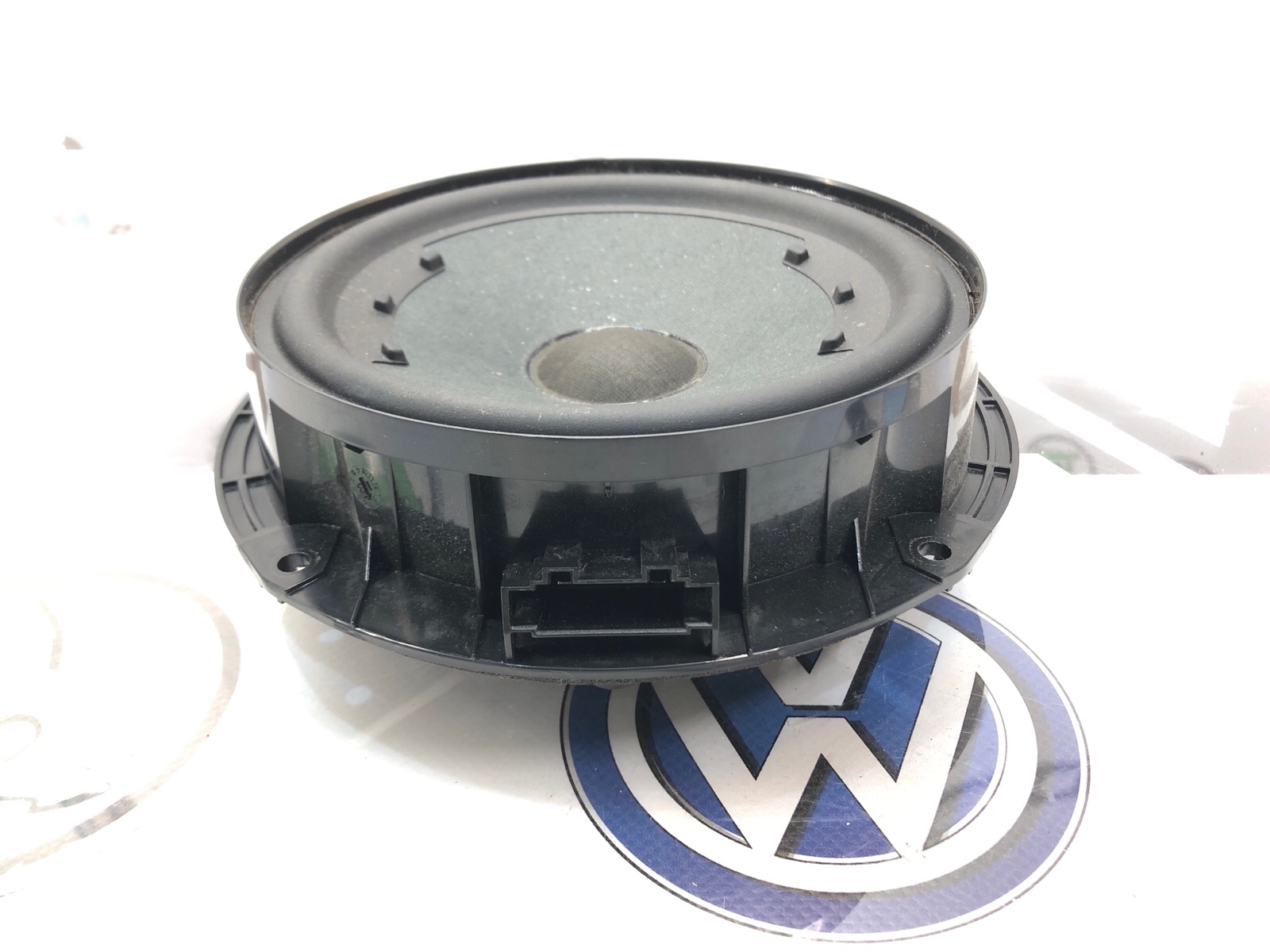 Динамик, 2000 рублей, Москва