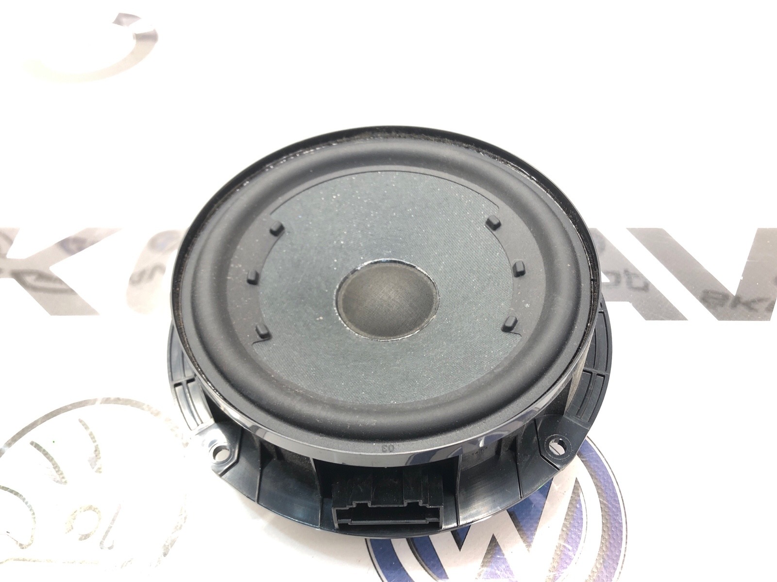 Динамик, 2000 рублей, Москва