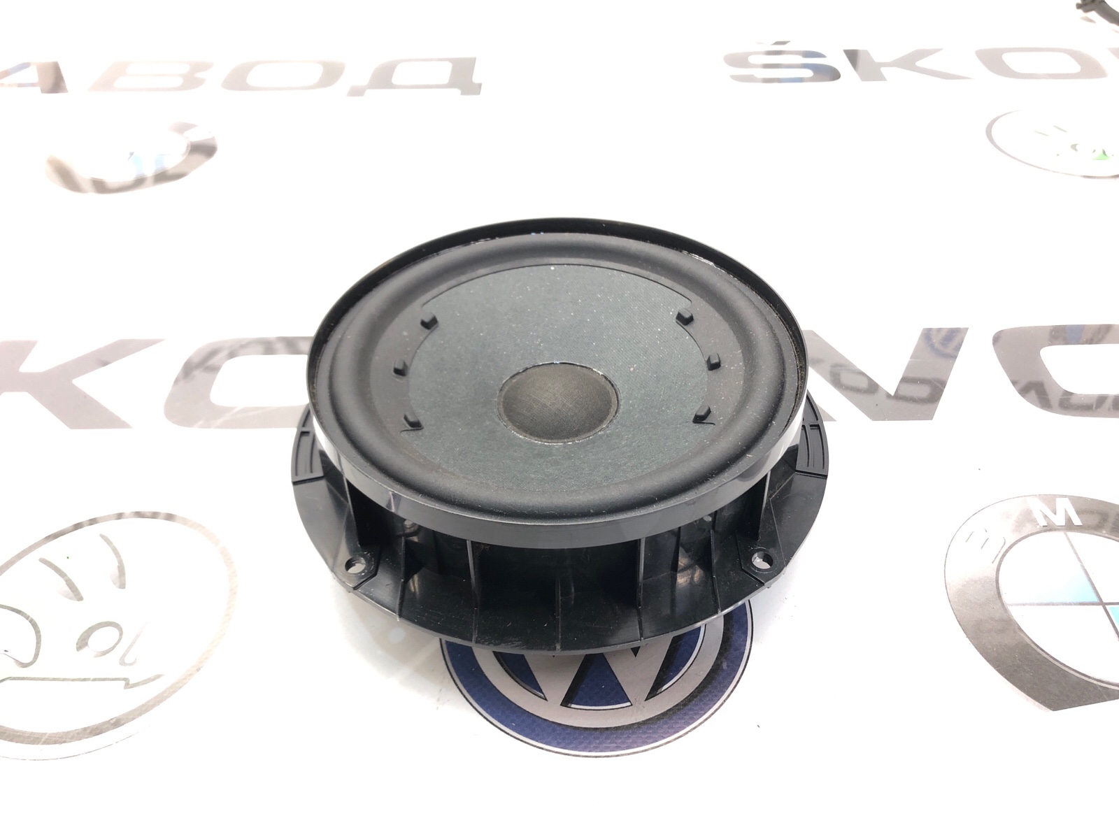 Динамик, 2000 рублей, Москва