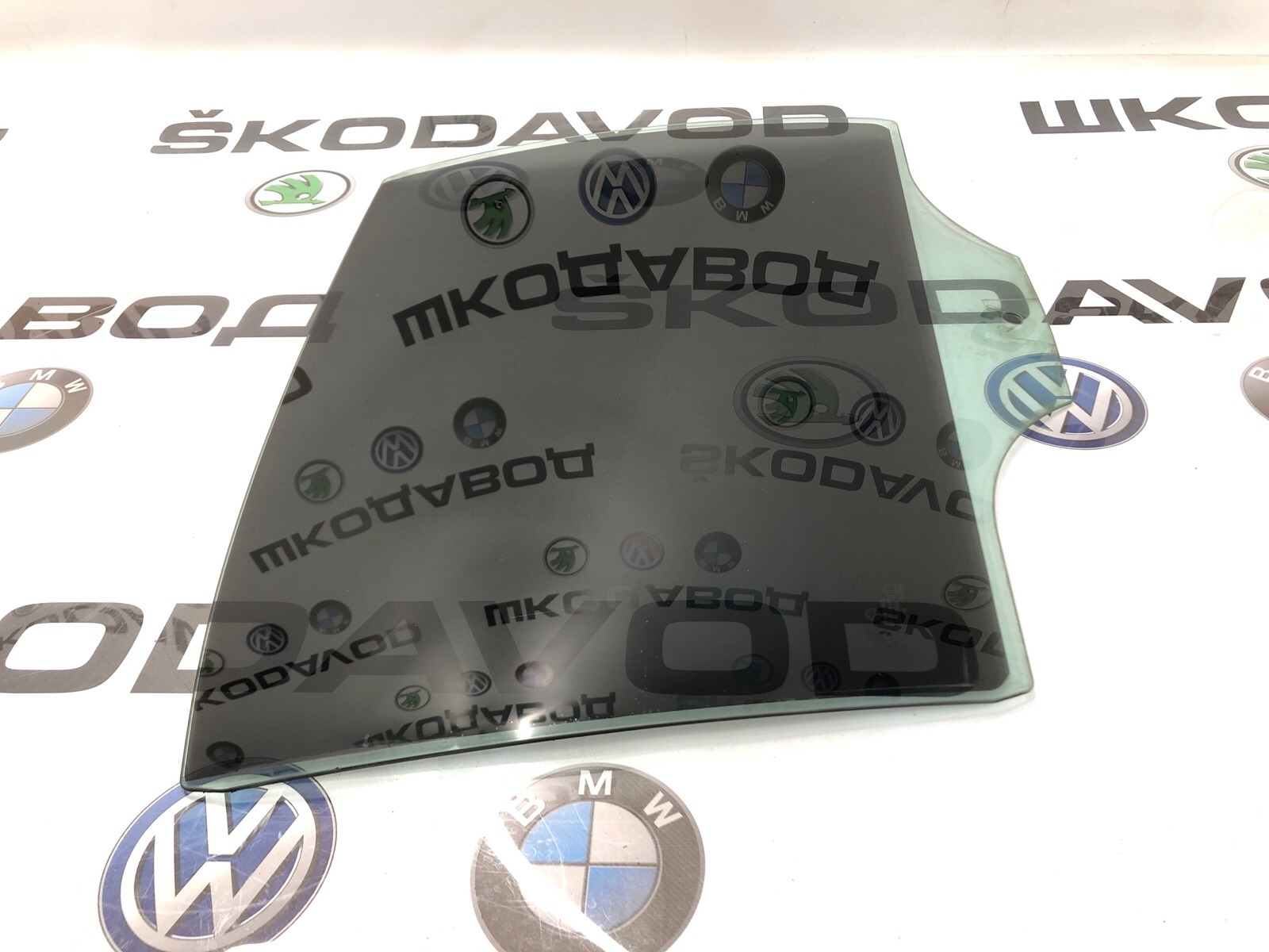 Стекло двери, 1000 рублей, Москва