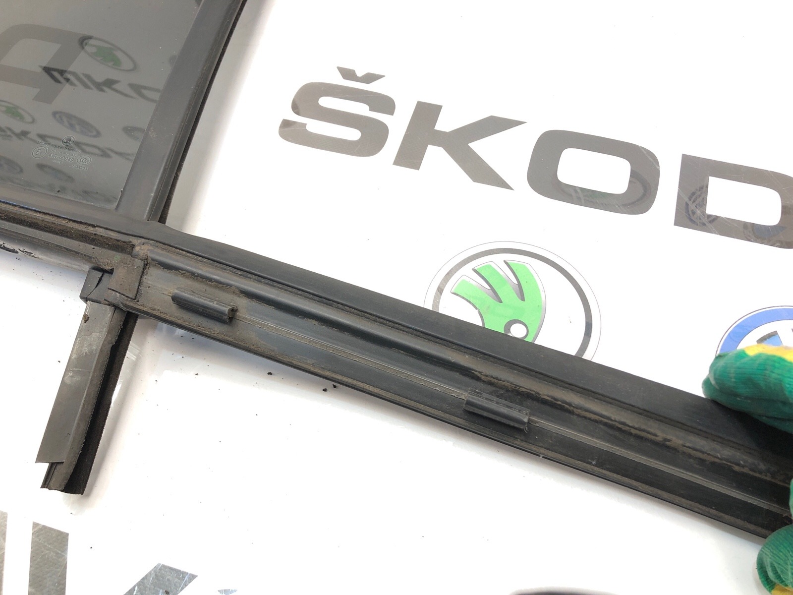 форточка двери, 2500 рублей, Москва